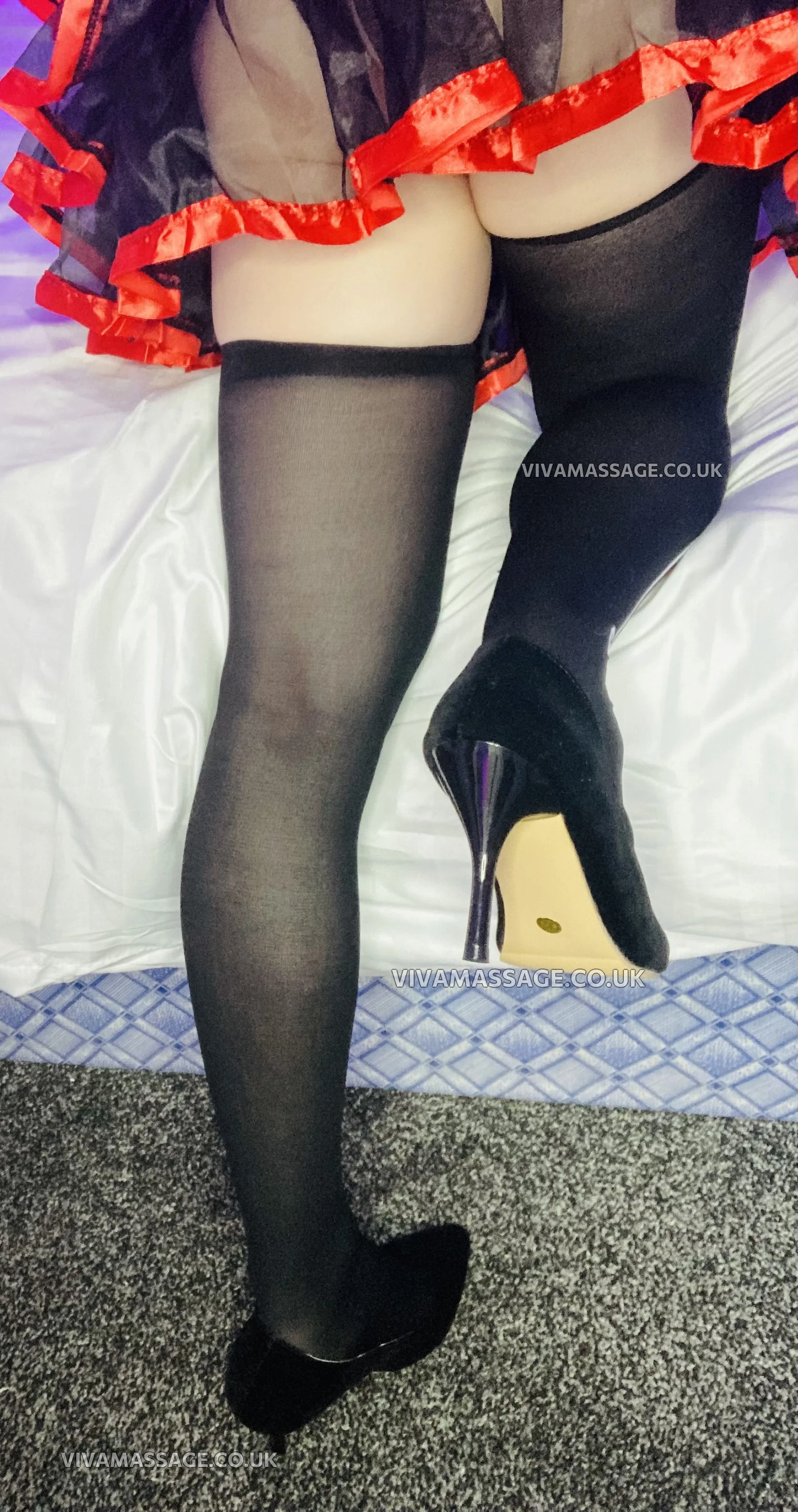 Photo 84 of Tiny-Jessica