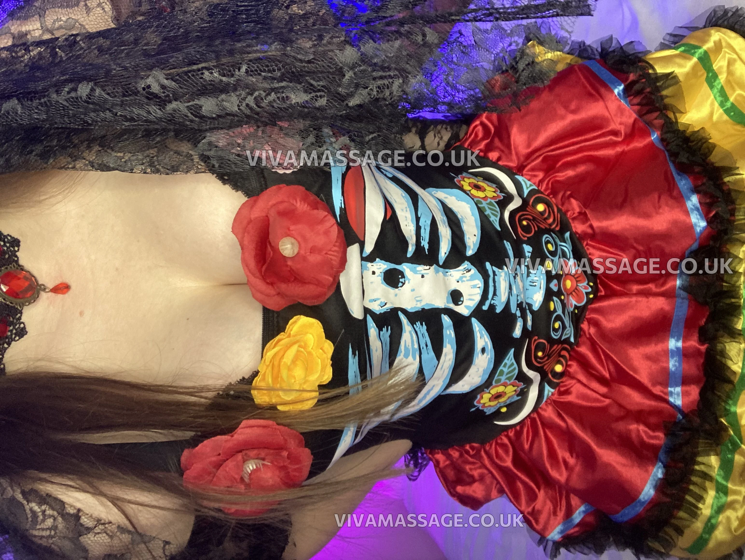 Photo 82 of Tiny-Jessica