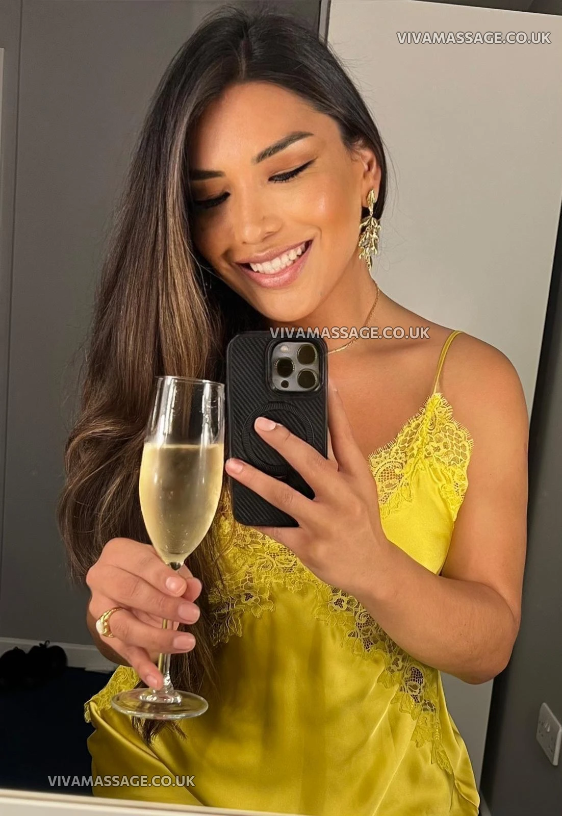 Photo 2 of LUCIA TS COLOMBIAN