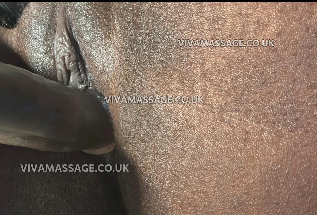 Photo 1 of Riri_roxanne