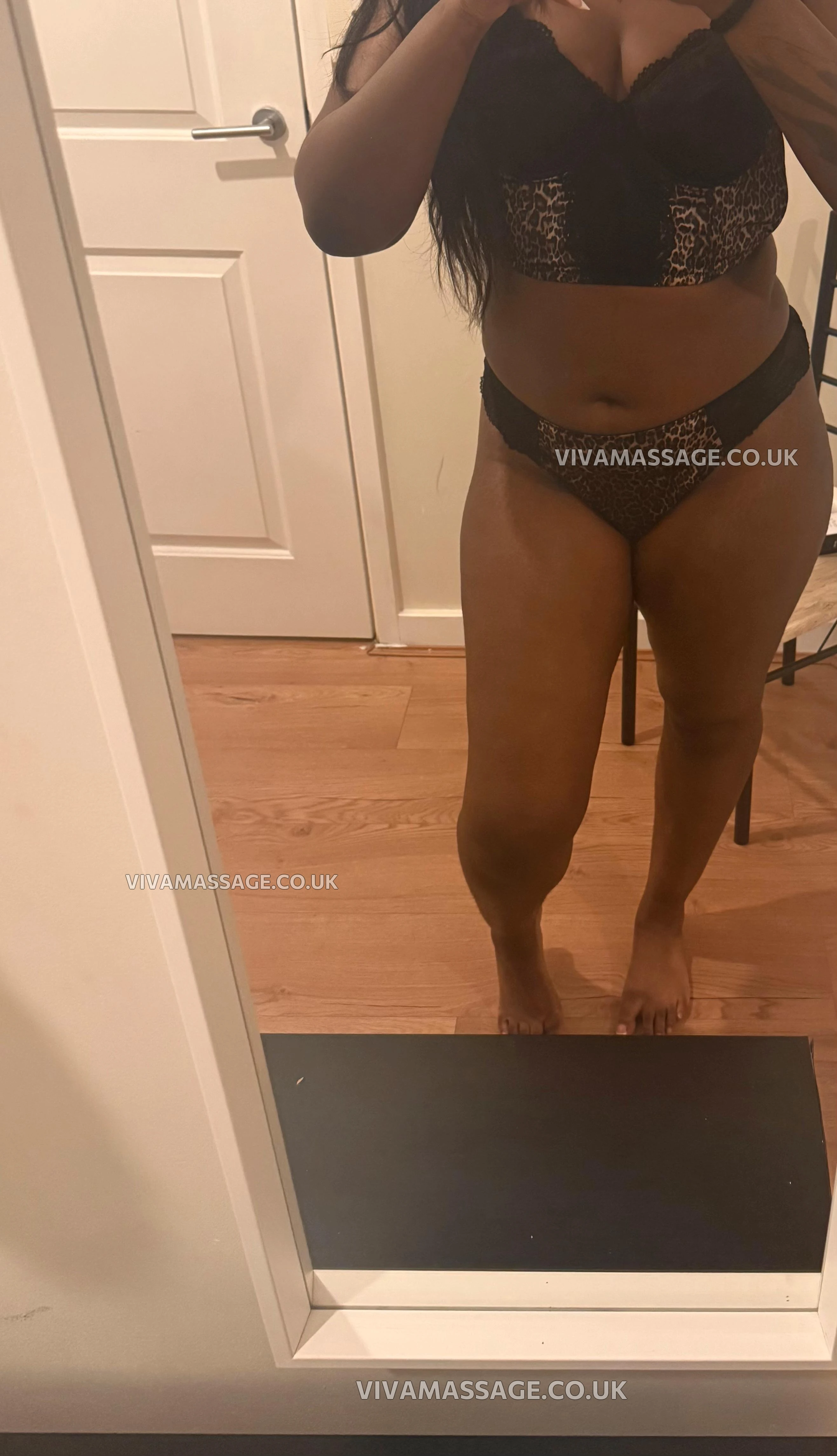 Photo 4 of Riri_roxanne