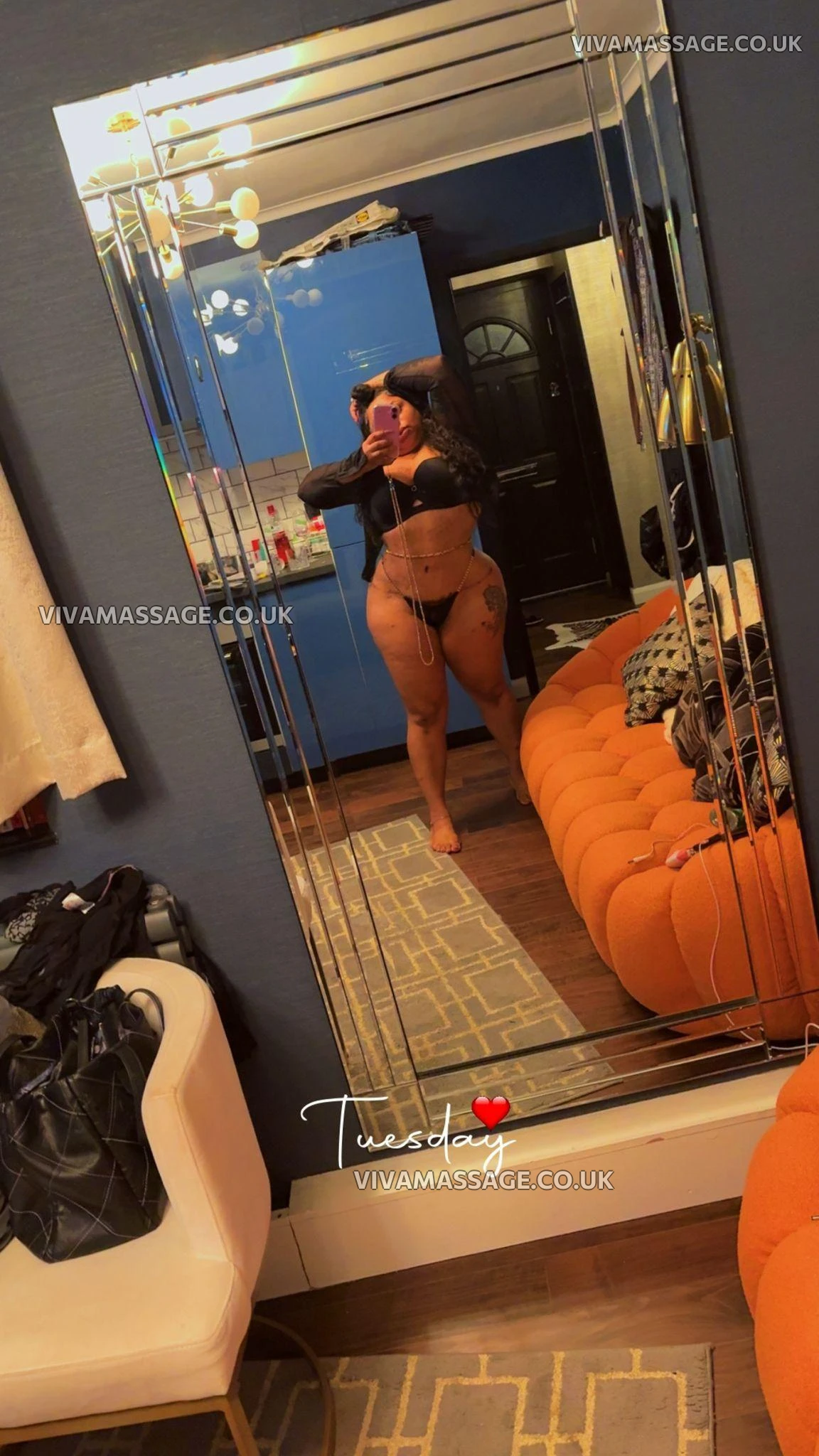 Photo 1 of Chloejax?!