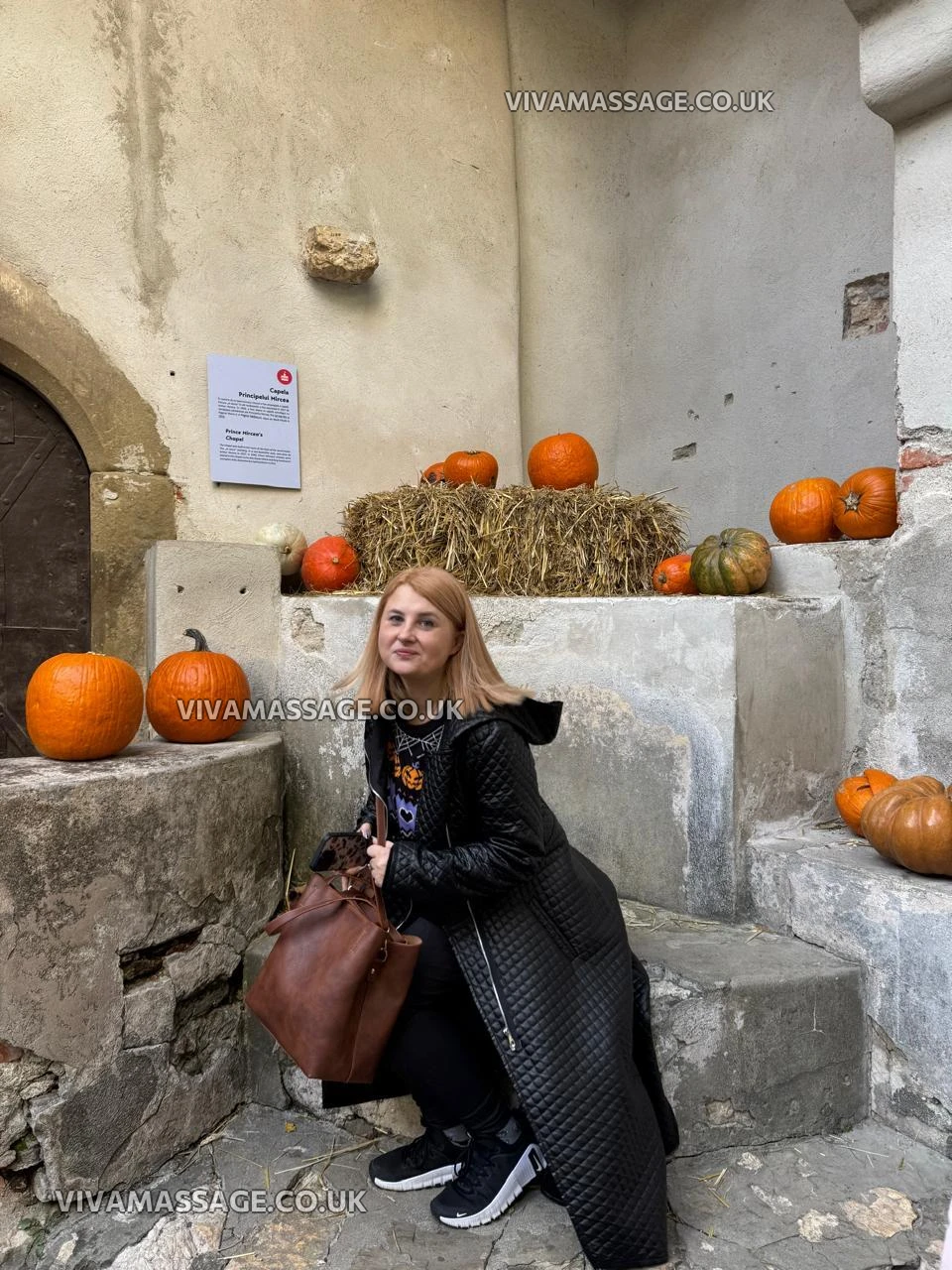 Photo 9 of   Ginger_MAYA__