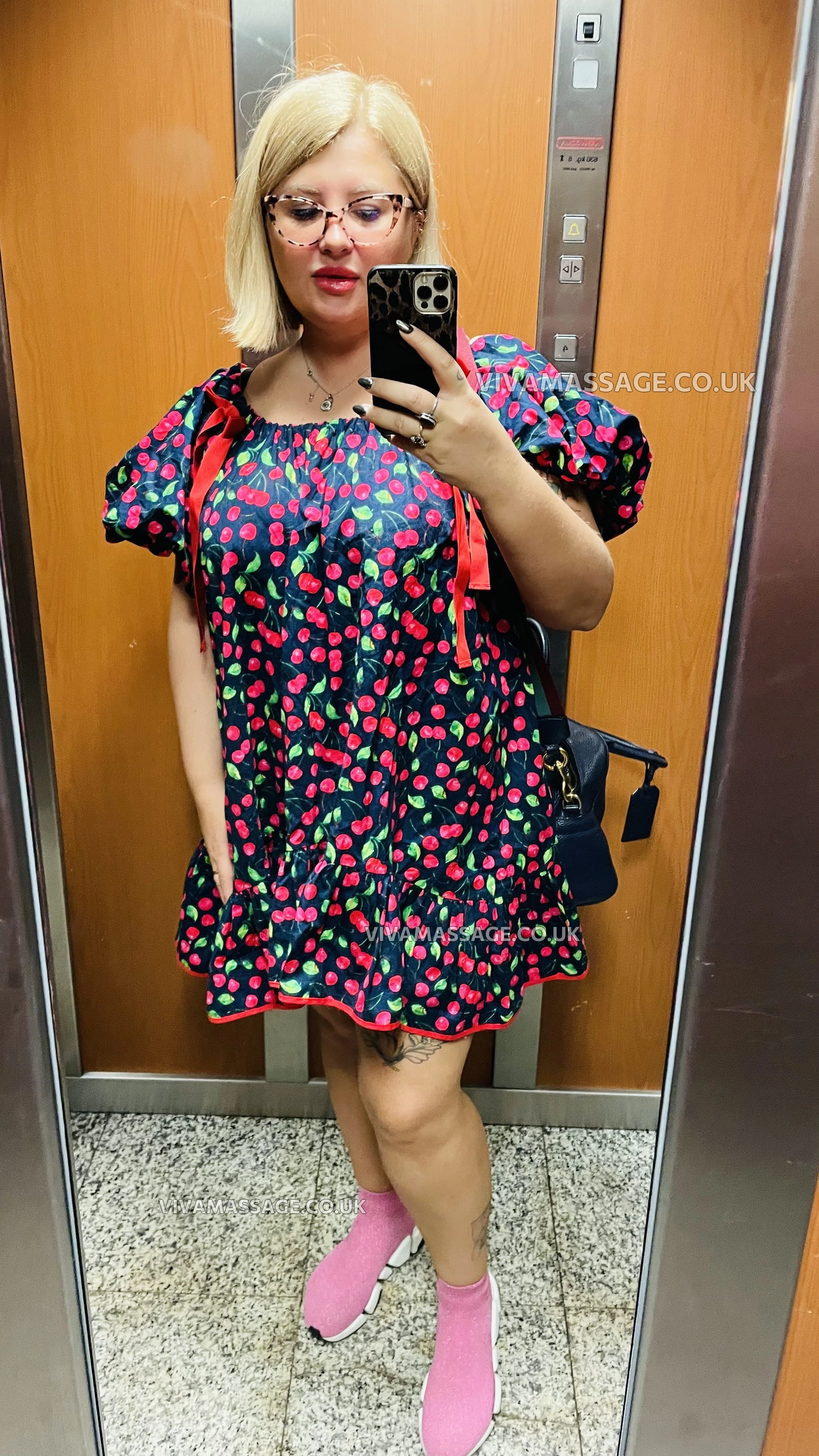 Photo 21 of   Ginger_MAYA__