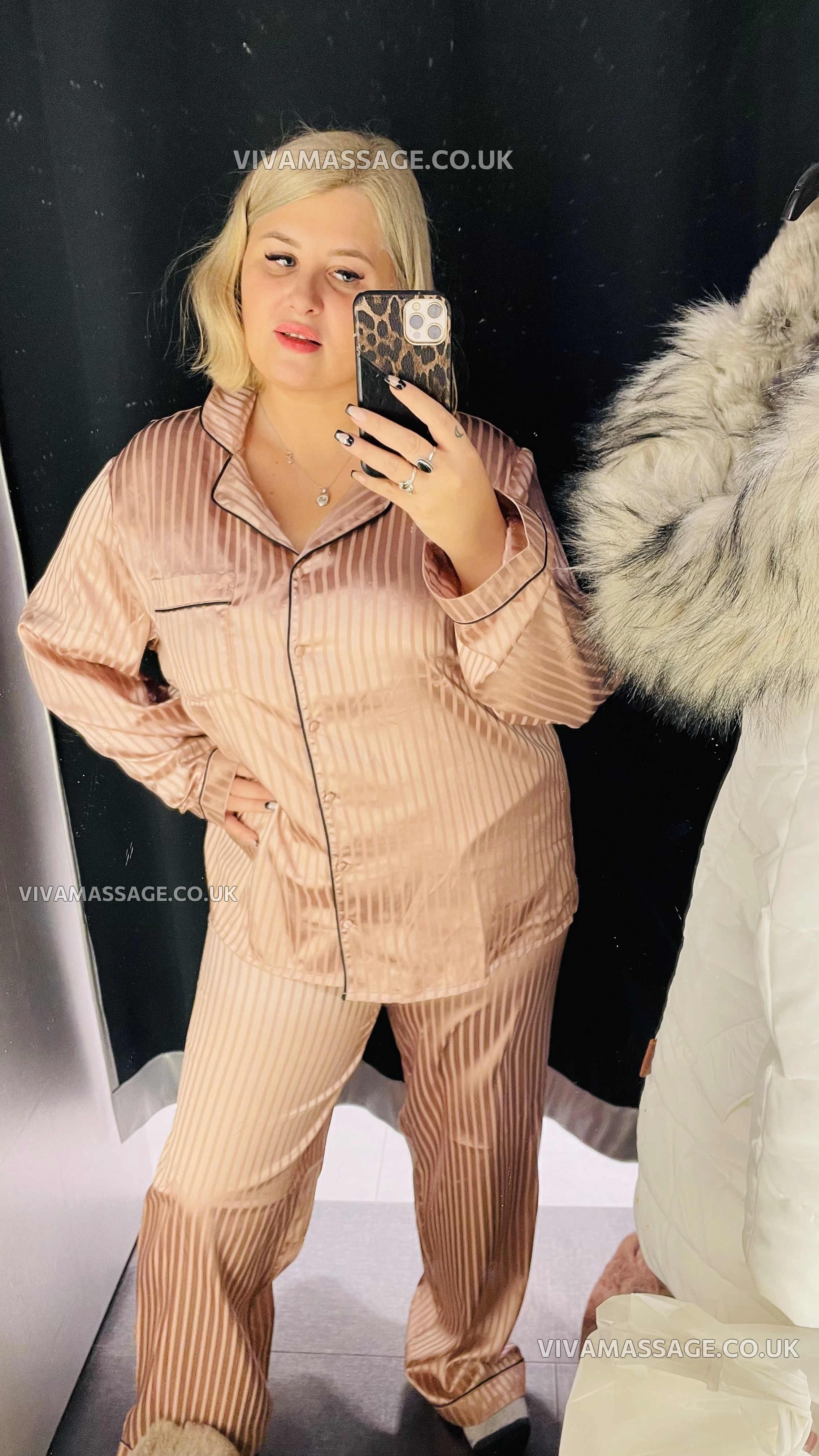 Photo 27 of   Ginger_MAYA__