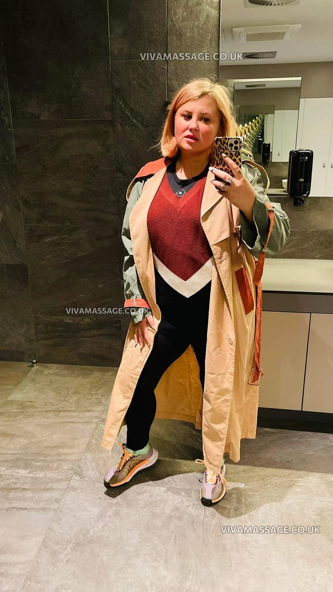 Photo 29 of   Ginger_MAYA__