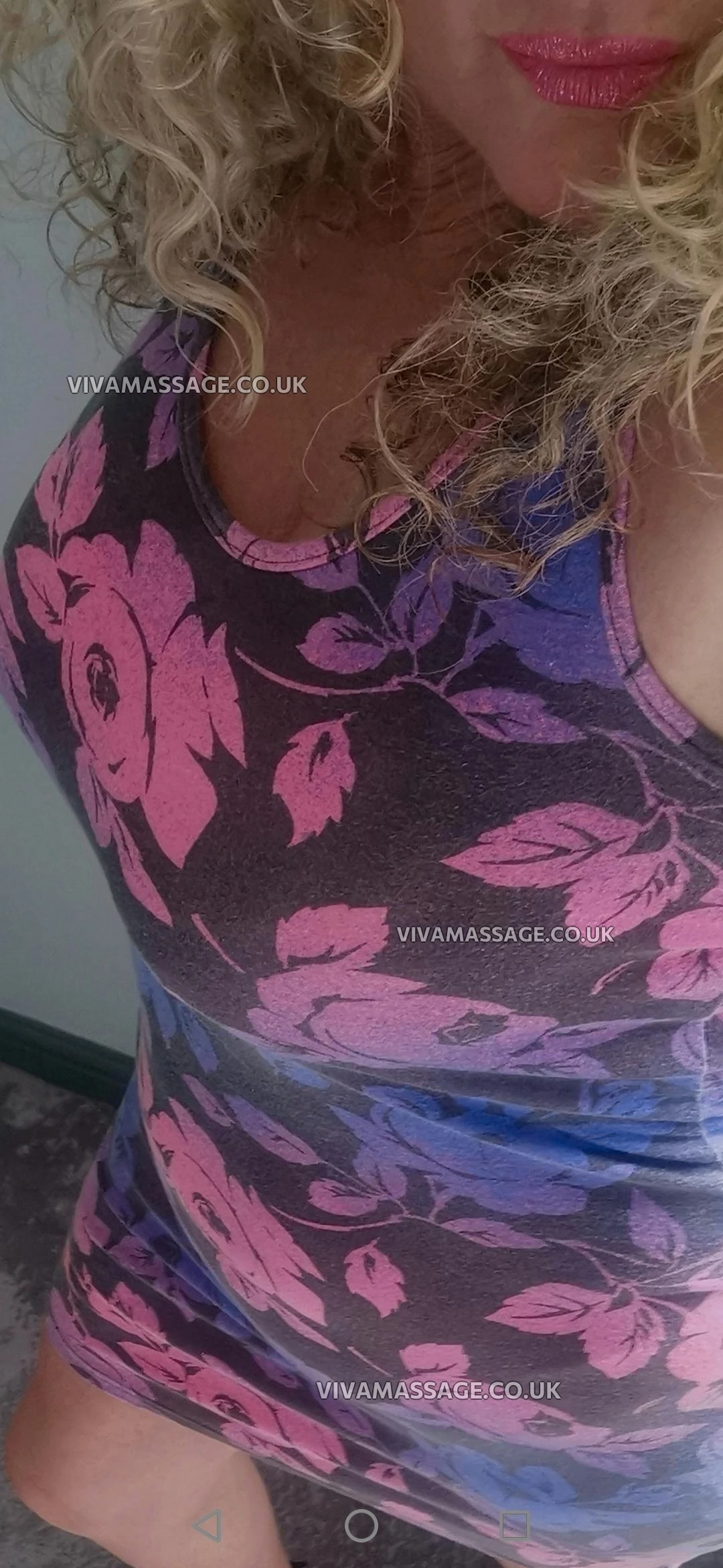 Photo 18 of Exclusive Izzy