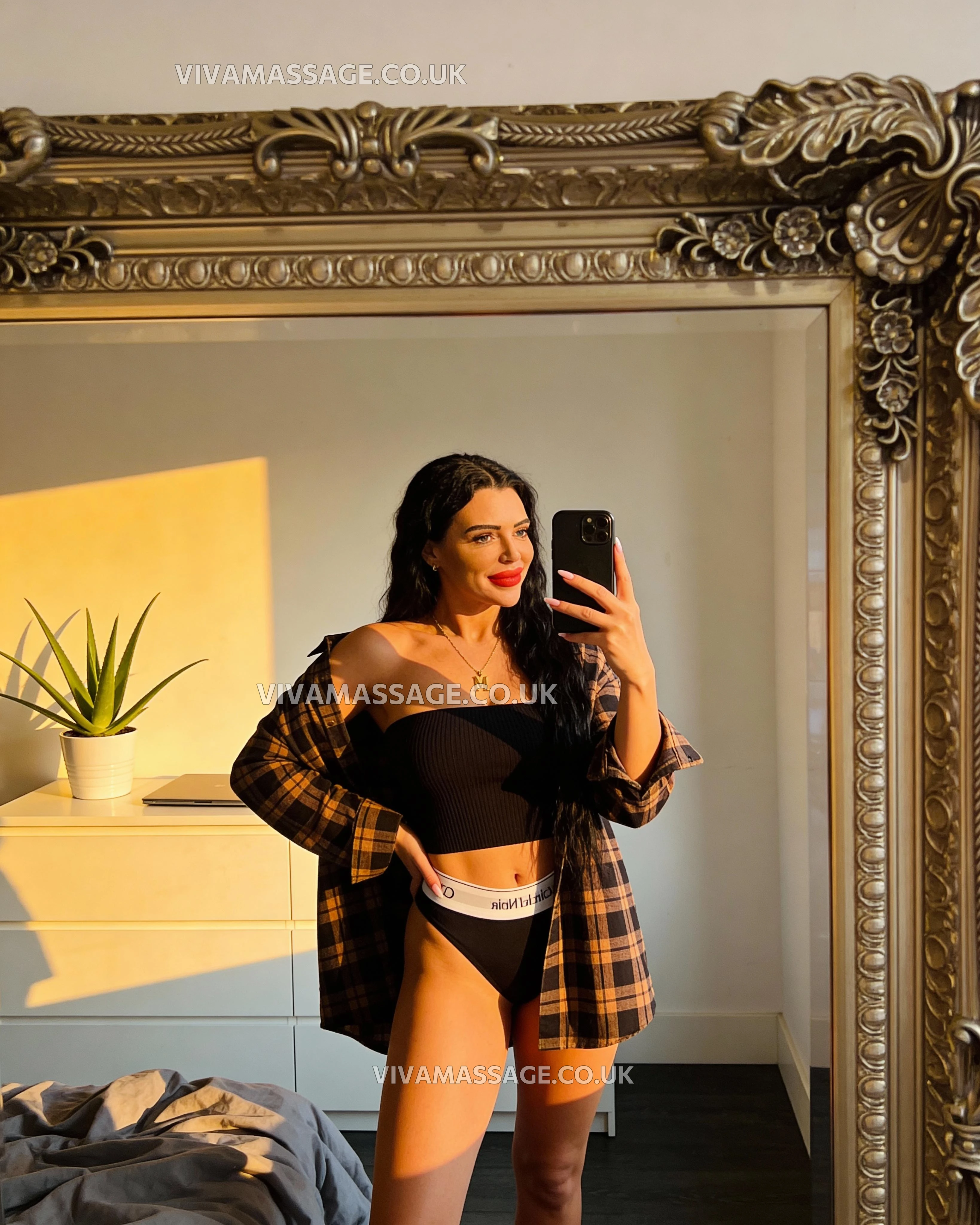 Photo 3 of OnlyTheHoneyNextdoor