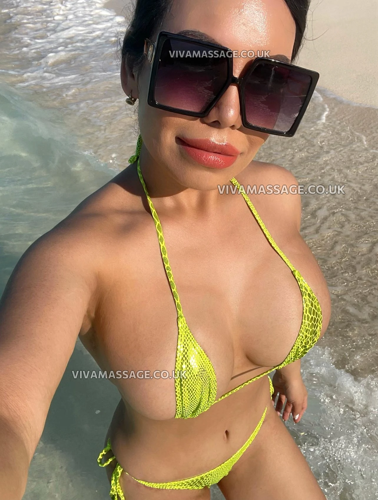 Photo 1 of Sensational_Sapphire