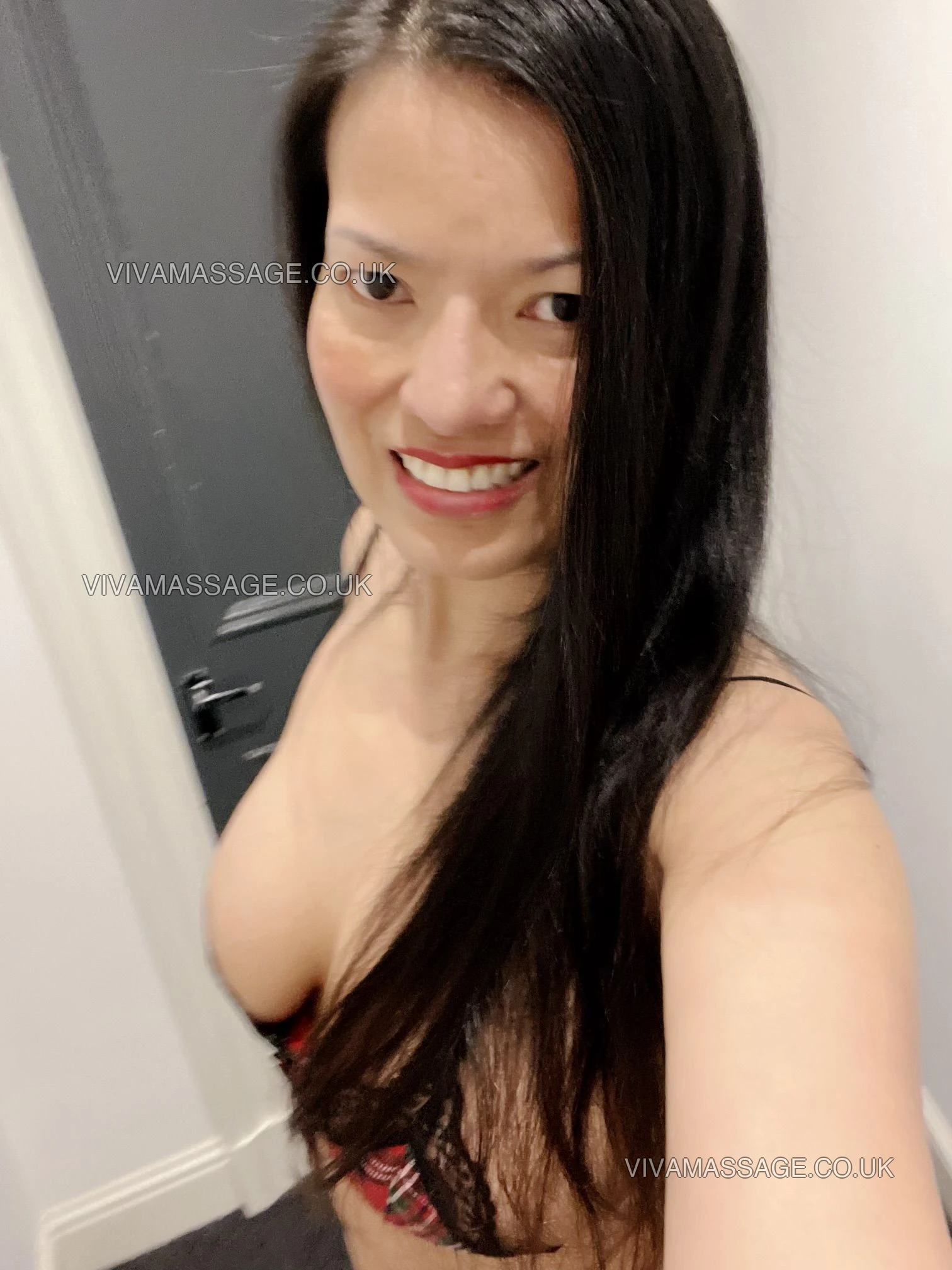 Photo 2 of Sexy_thai_sonya