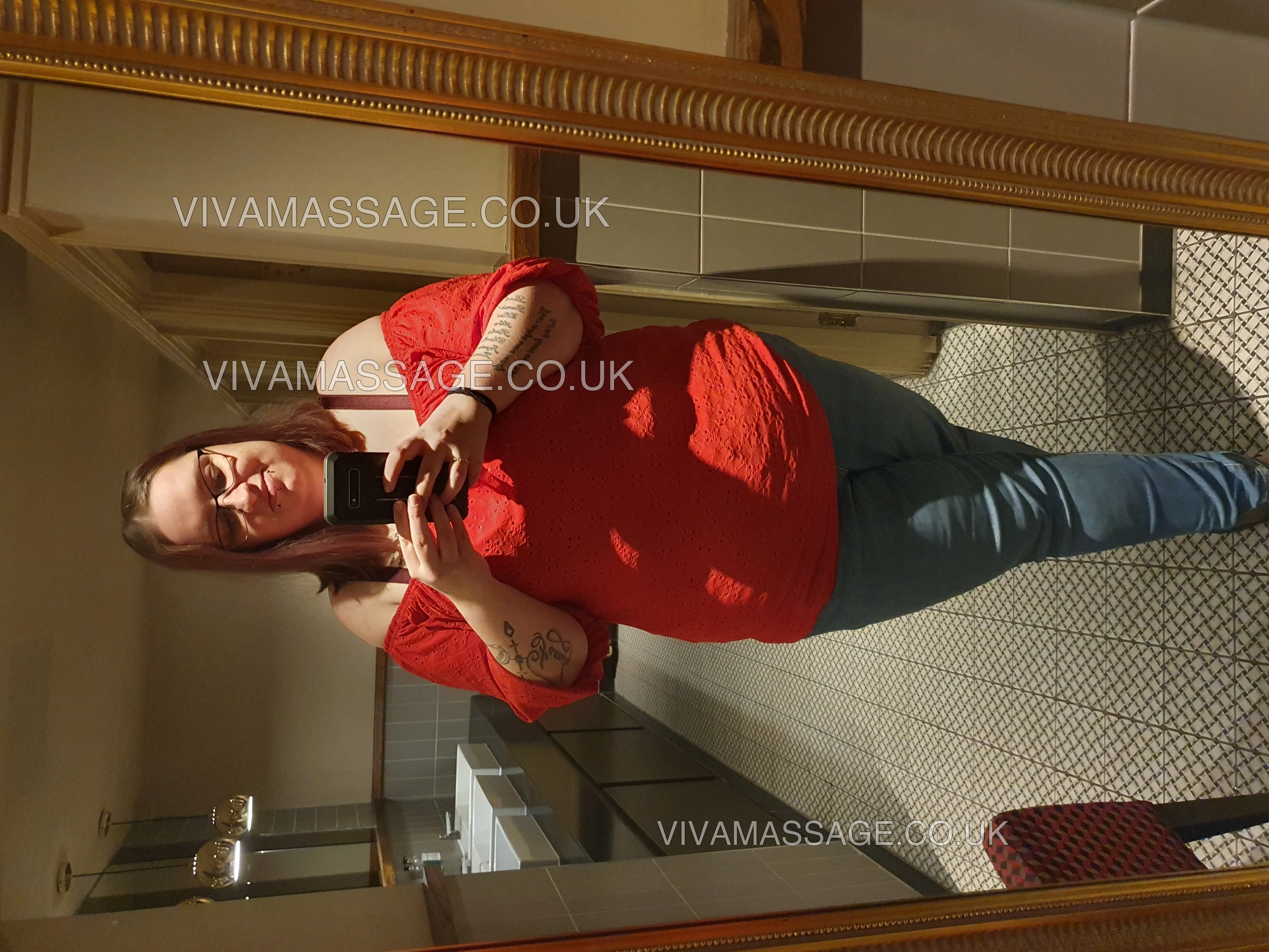 Photo 3 of englishellie25