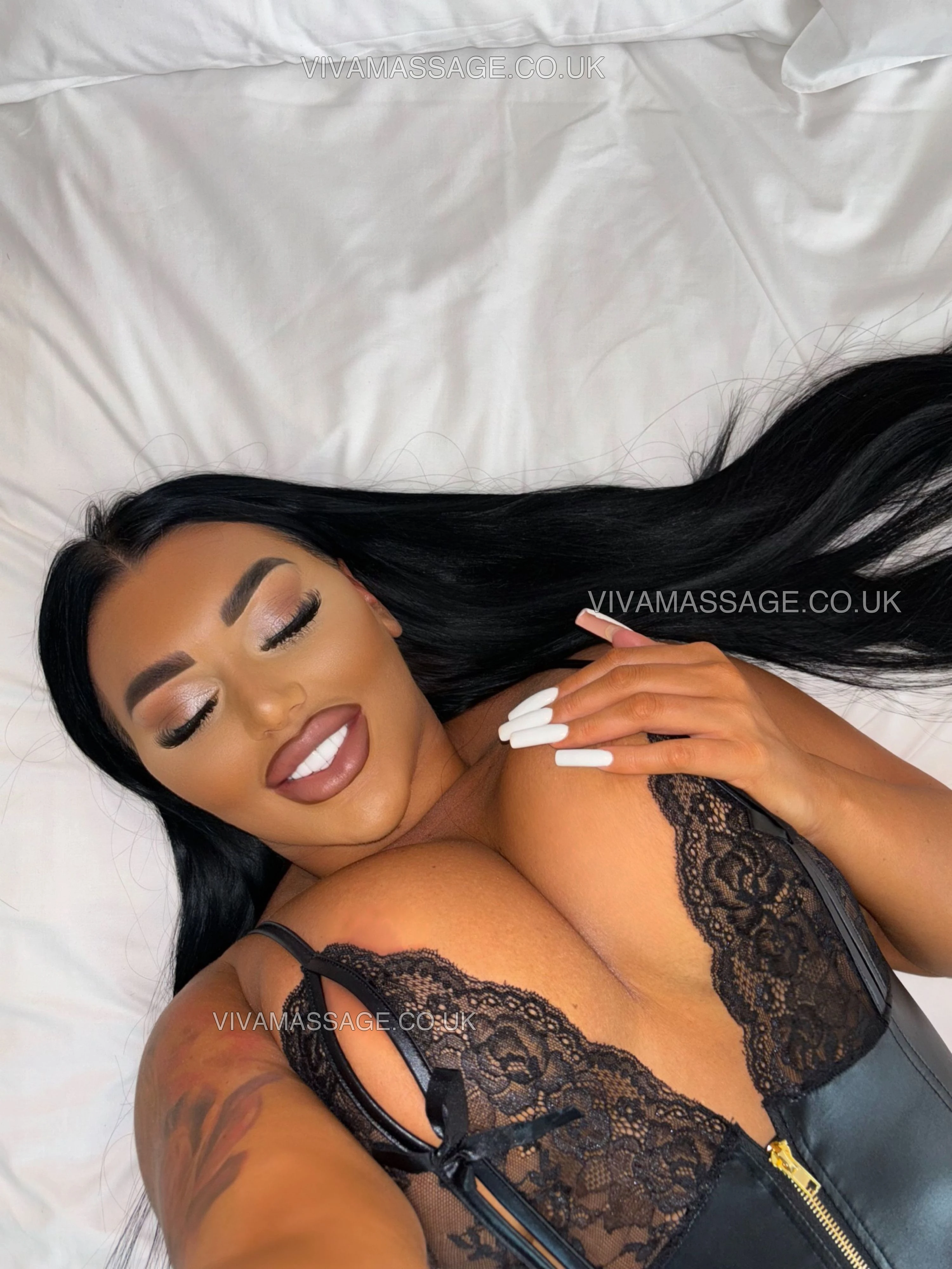 Photo 37 of VIP-ELLIE-CHLOE