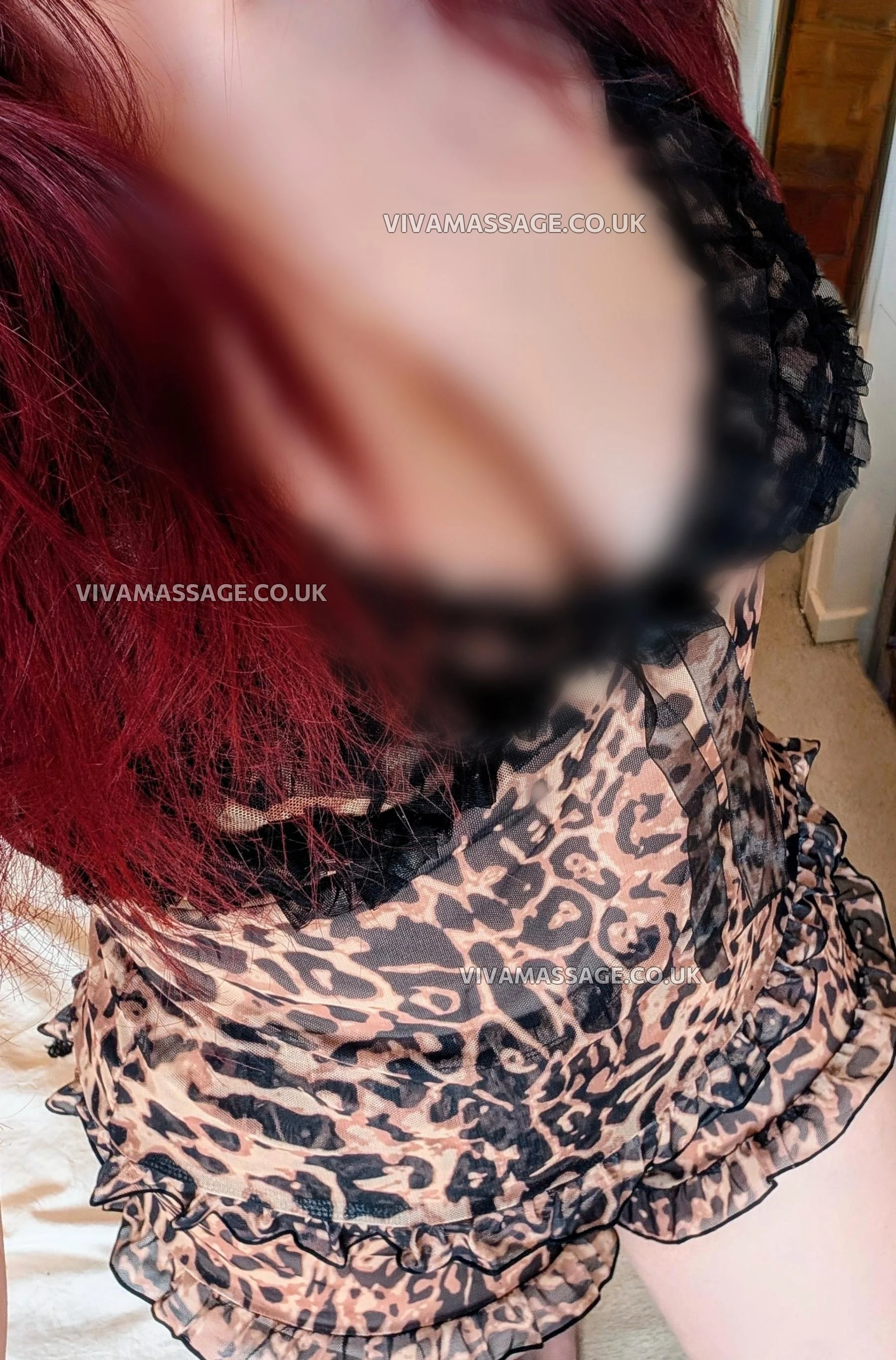 Photo 34 of Louise1995