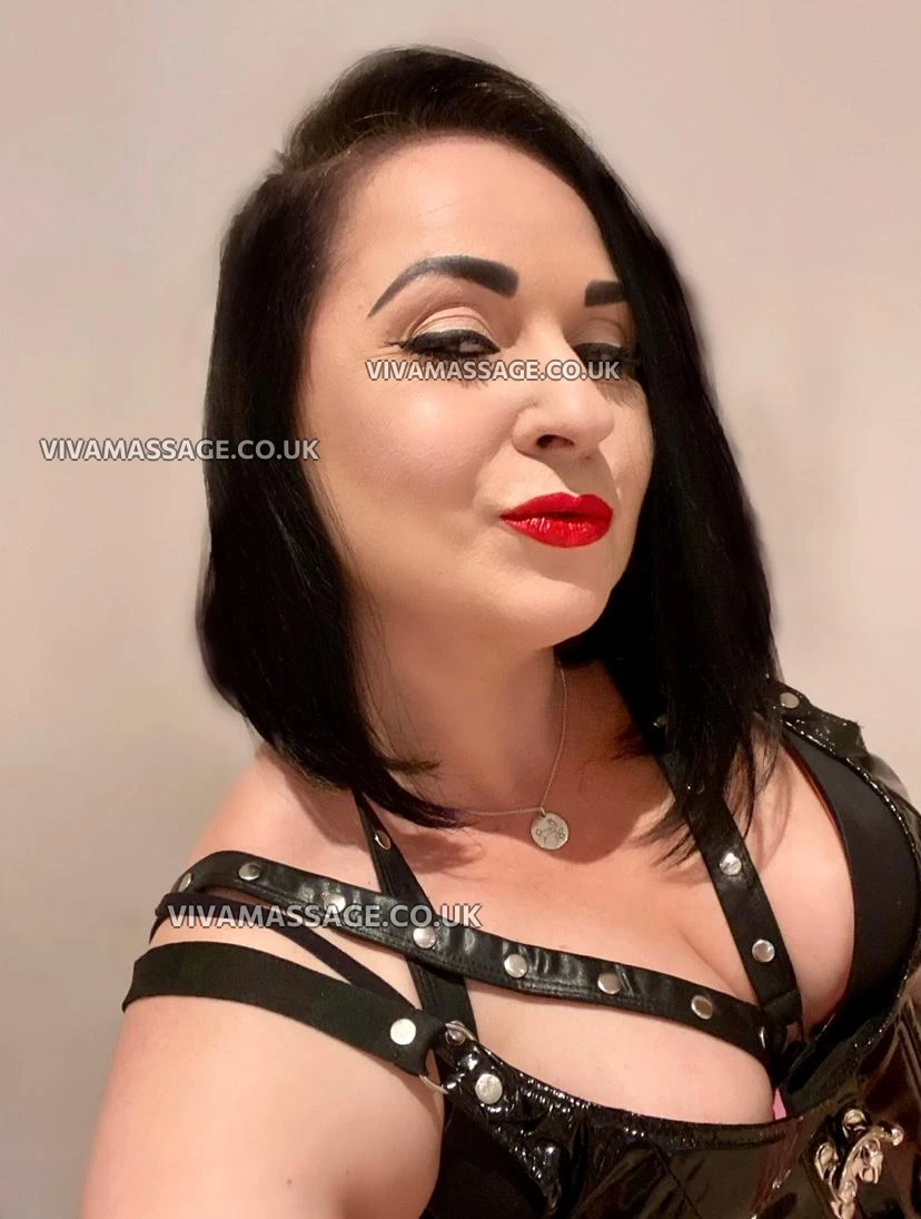 Photo 8 of LadyCommand 