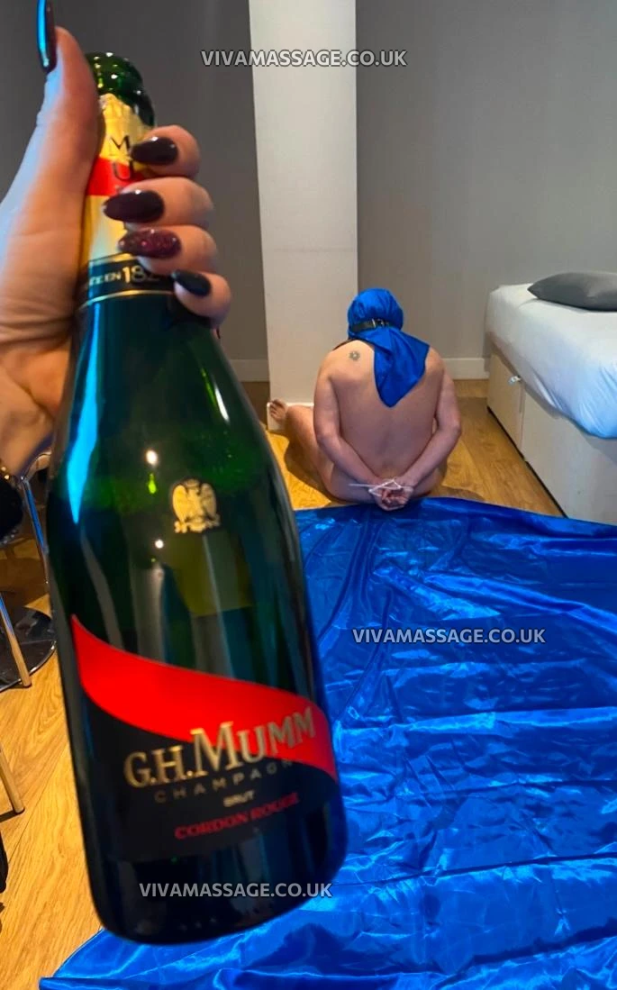 Photo 93 of LadyCommand 