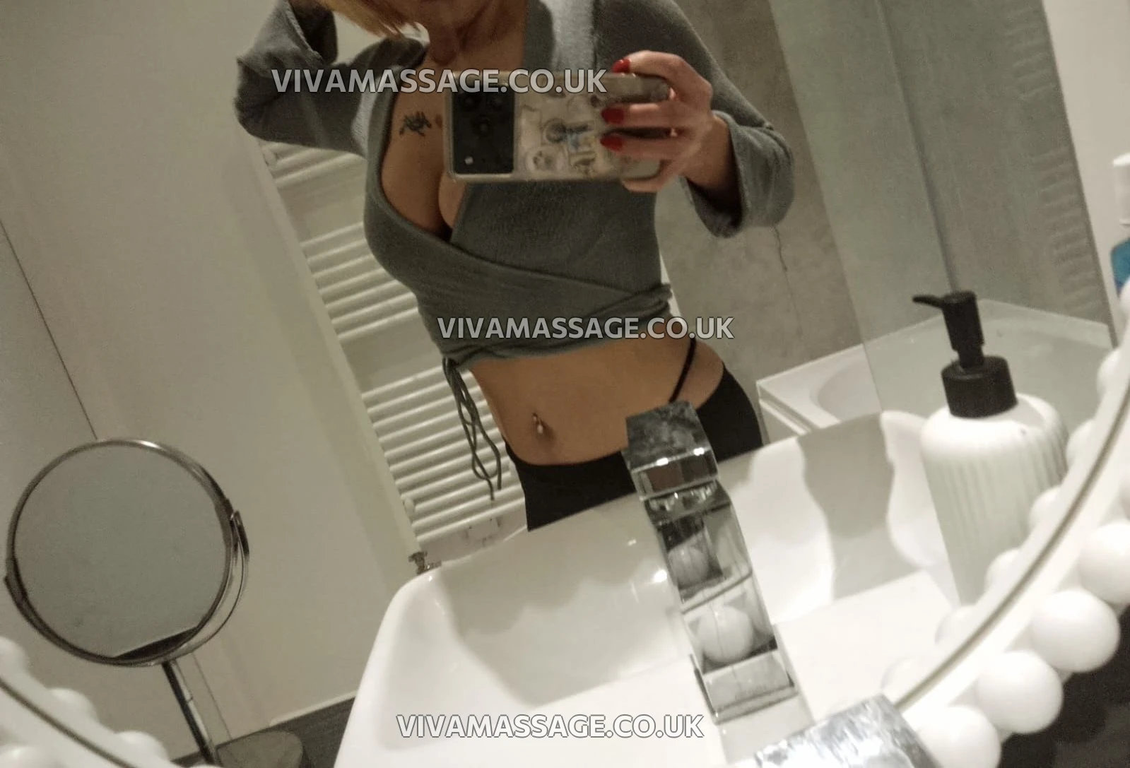 Photo 1 of OliwkaaPolisshX