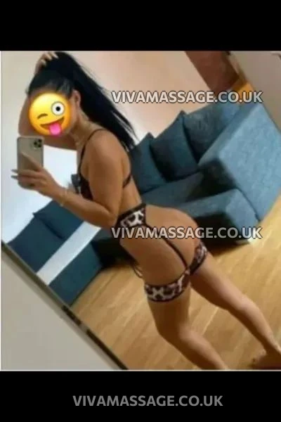 Photo 2 of ElisseSexyGirl x