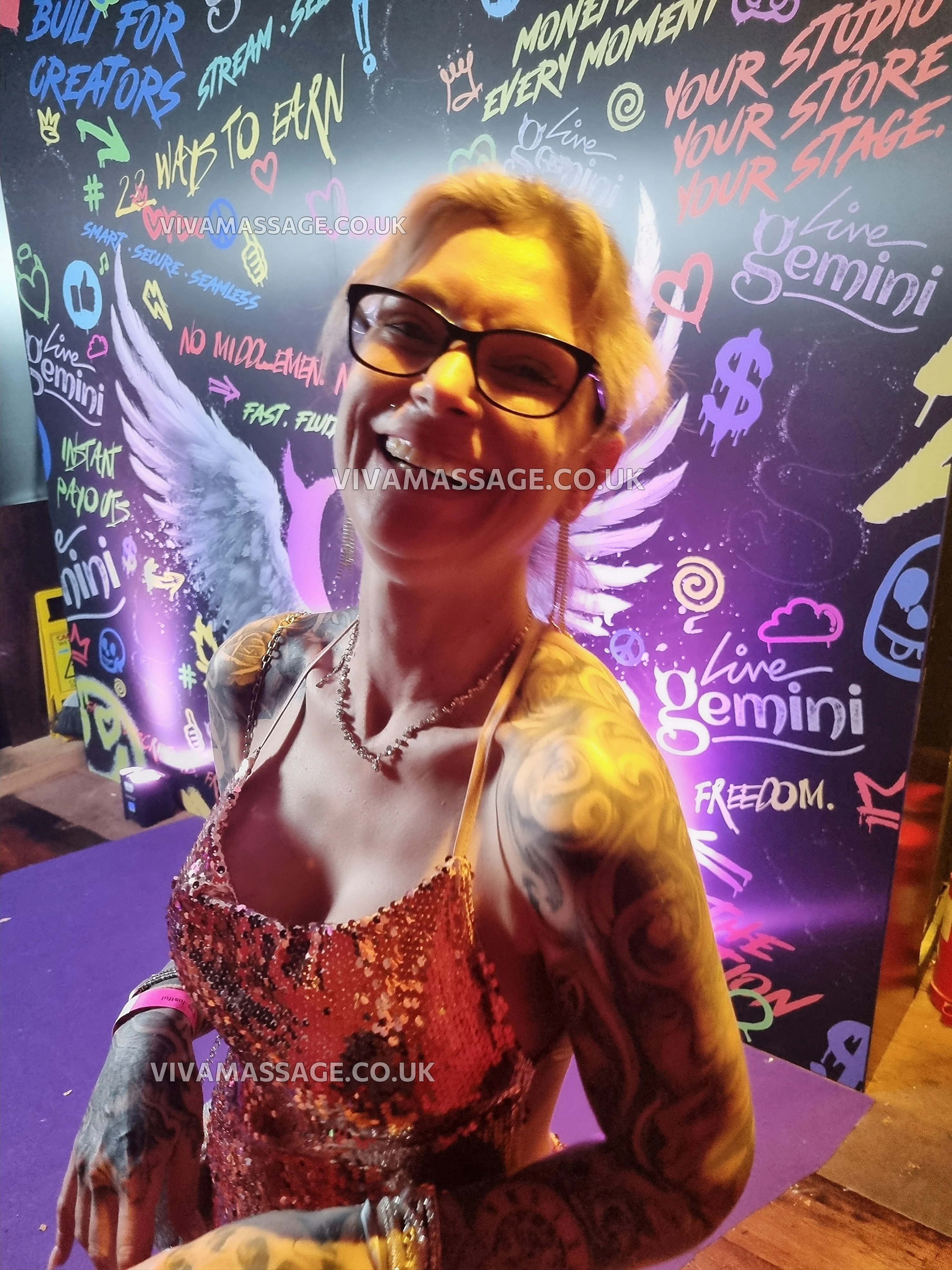 Photo 8 of EnglishJessieRae