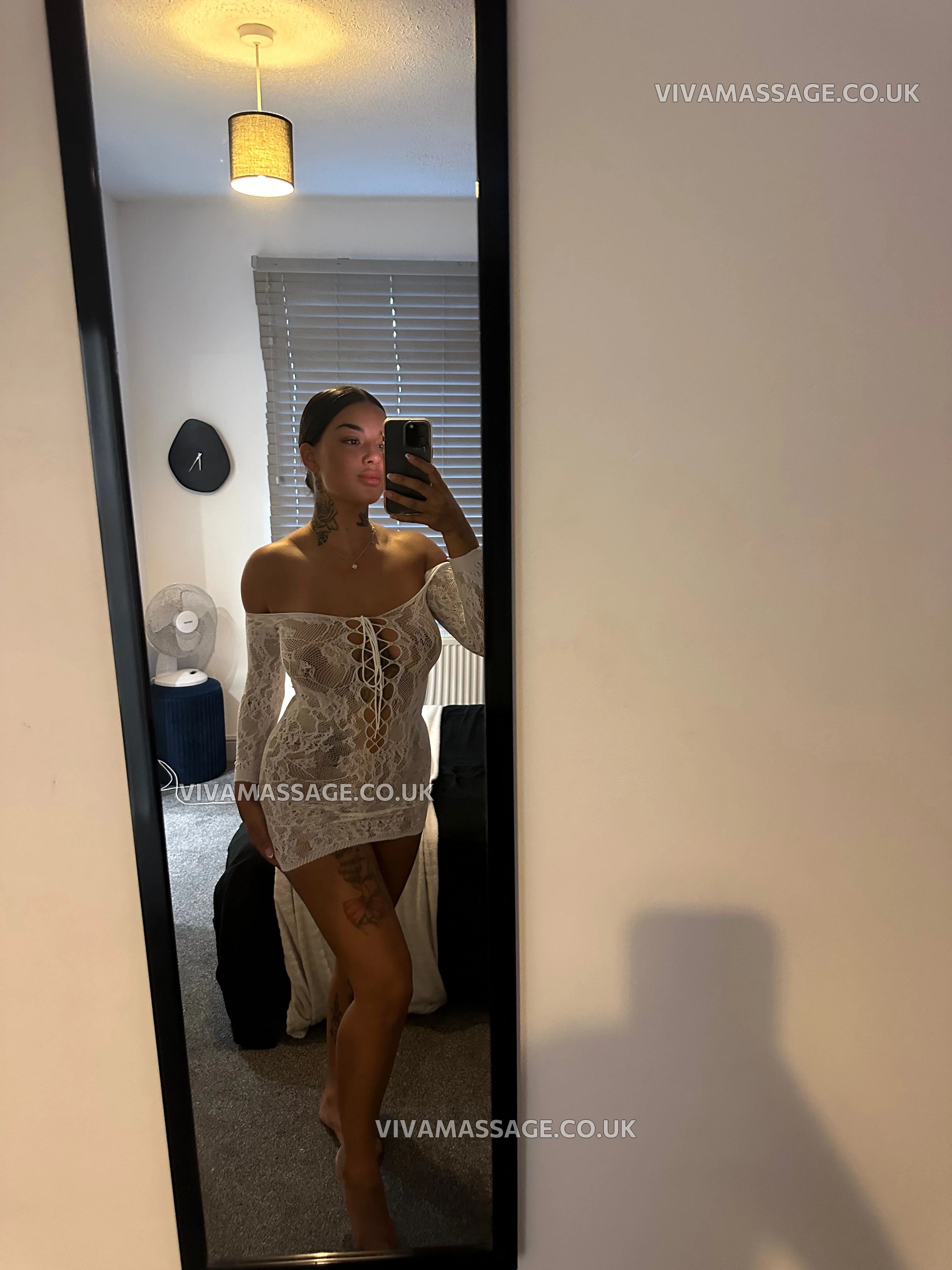 Photo 21 of British-babe-monica