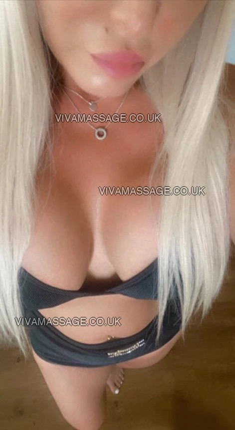 Photo 9 of x Kristina x