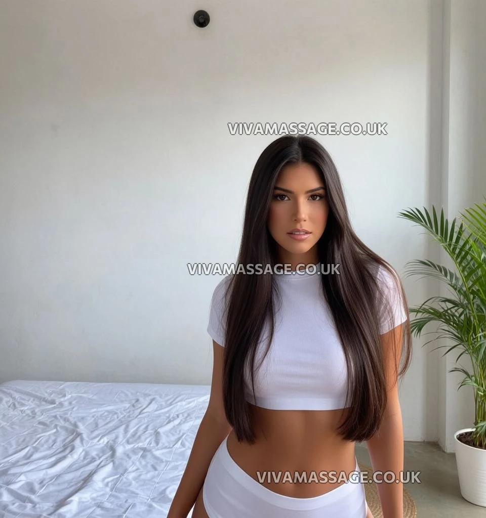 Photo 11 of Hot Camilie