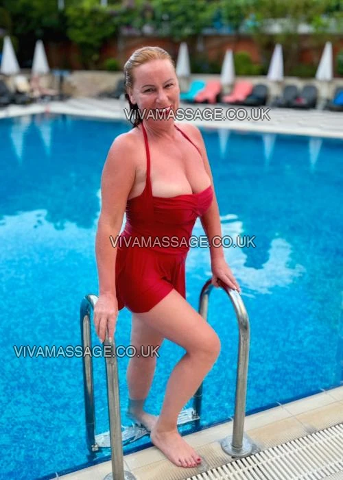 Photo 44 of RedHead_Ella