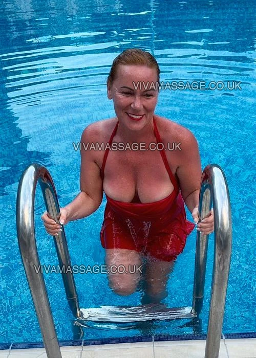 Photo 45 of RedHead_Ella