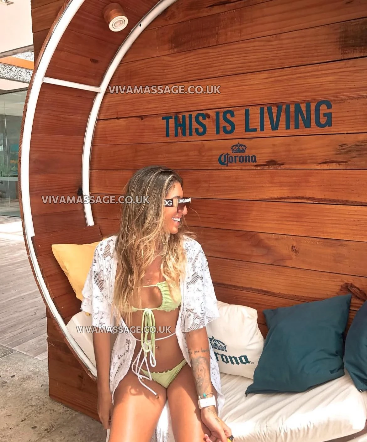 Photo 1 of MAVI SEXY LATINA