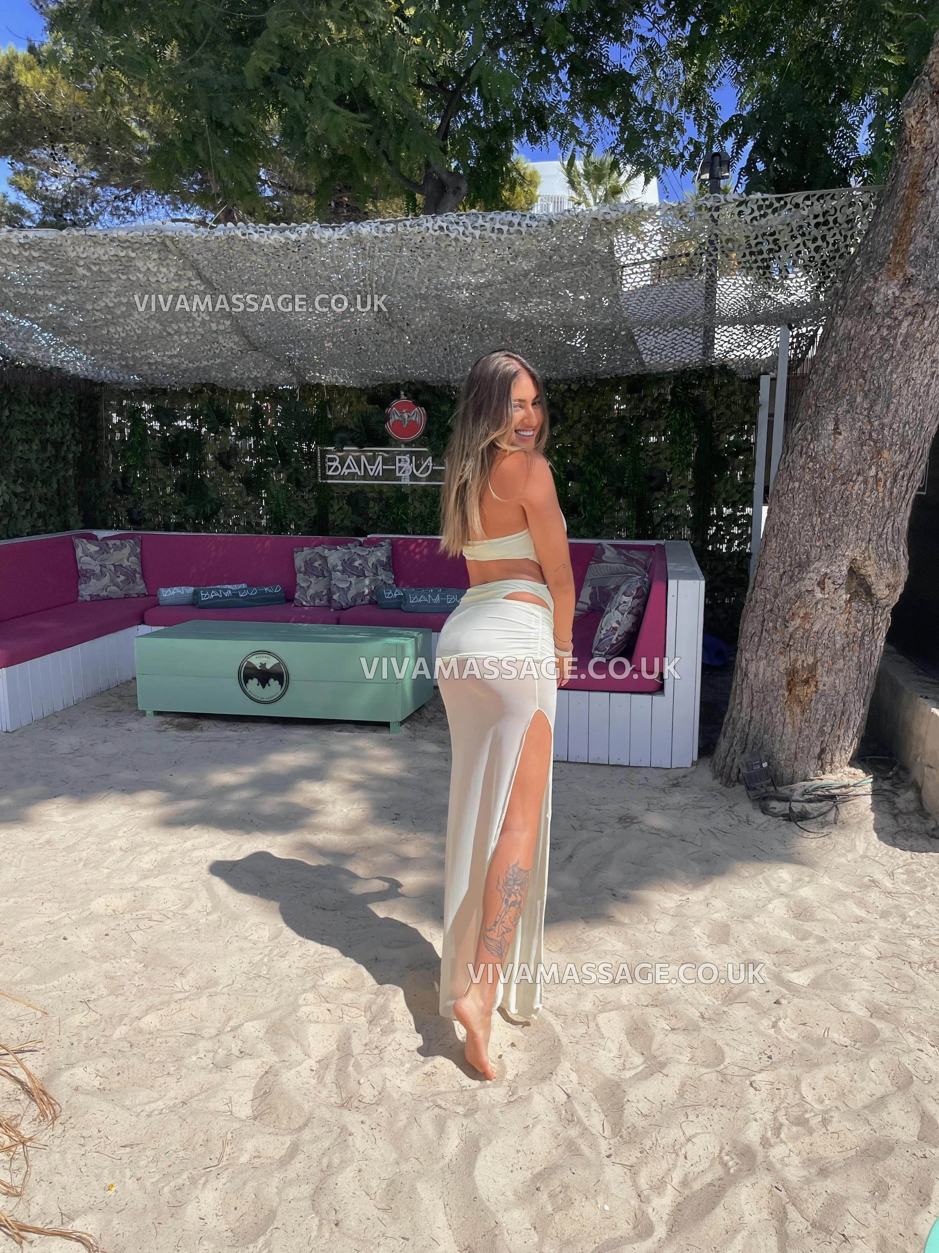 Photo 9 of MAVI SEXY LATINA