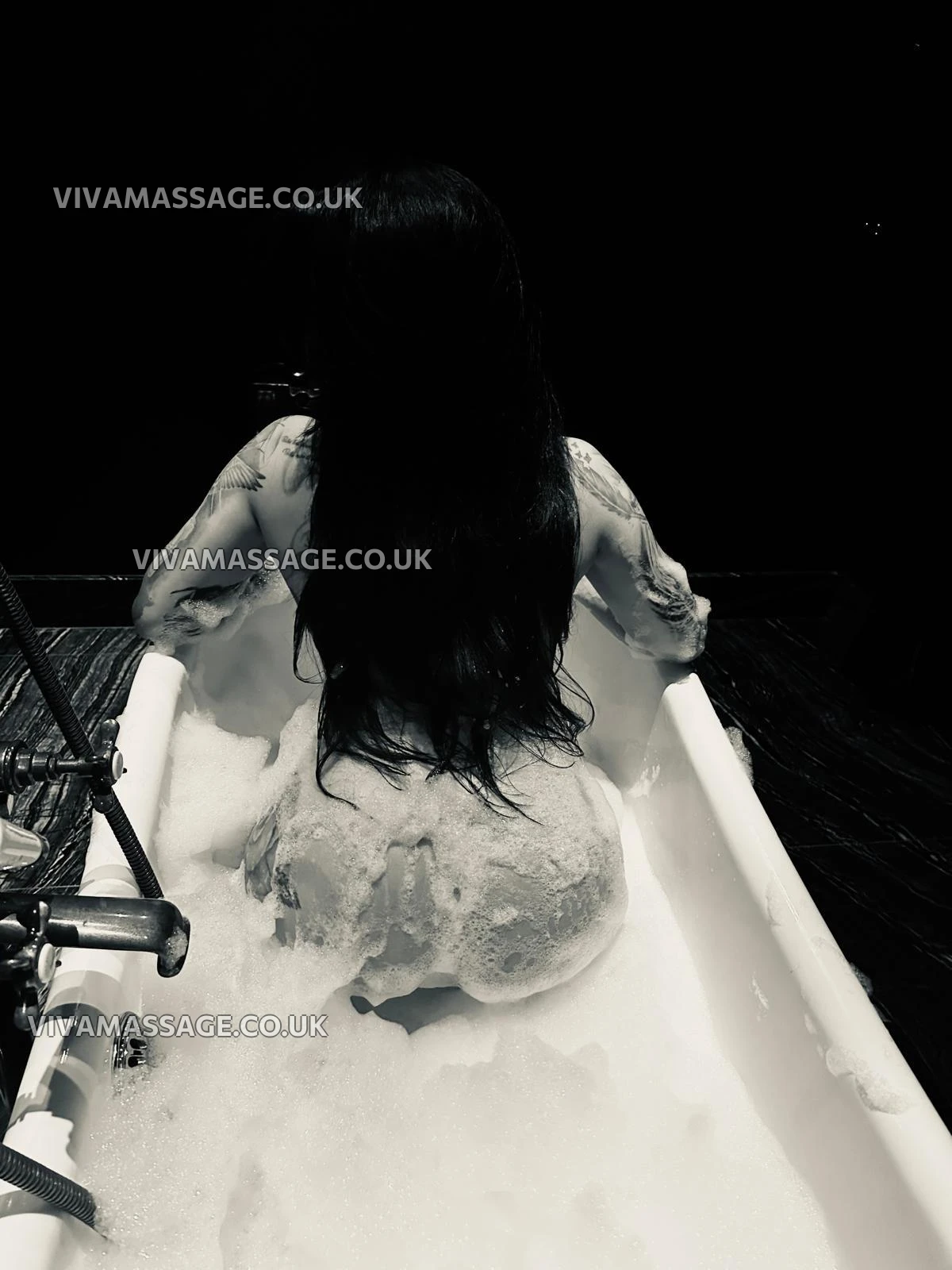 Photo 1 of Ynna party girl