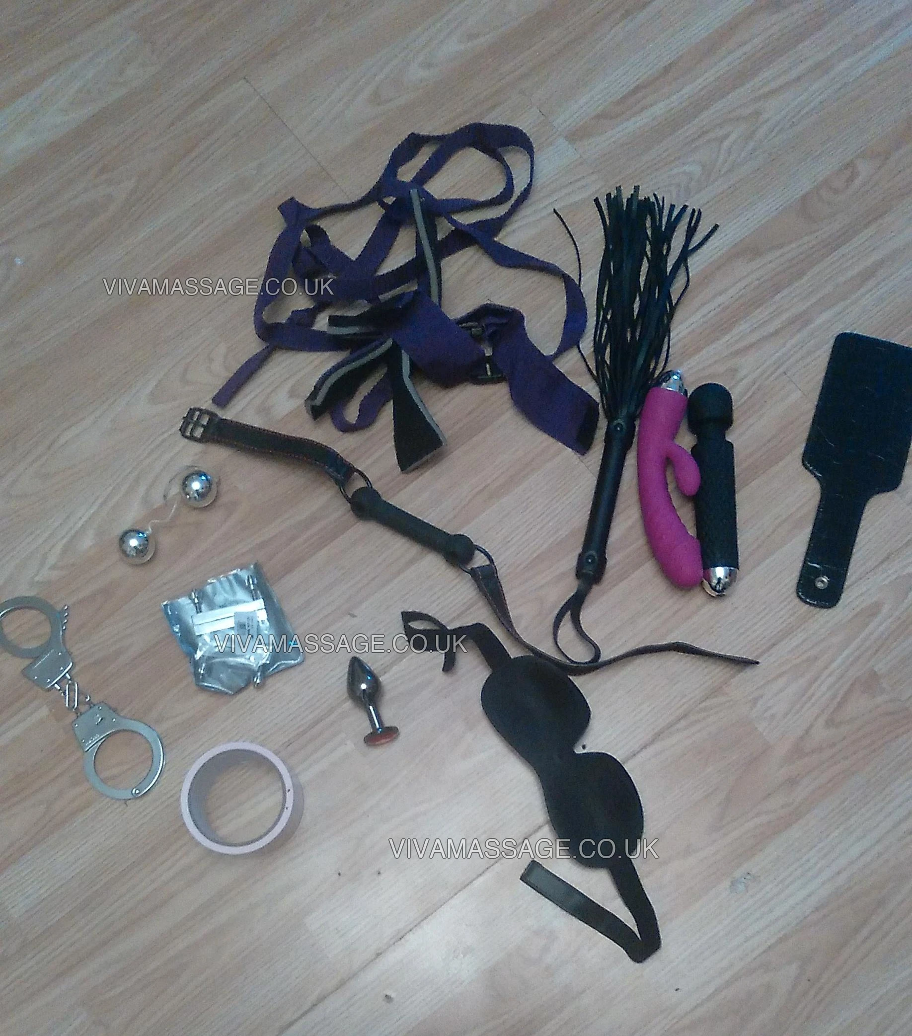 Photo 14 of natural-busty-lovely