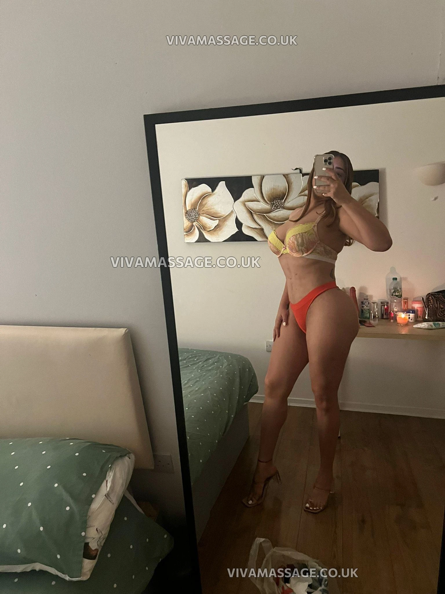 Photo 17 of Nicole hot Brunette