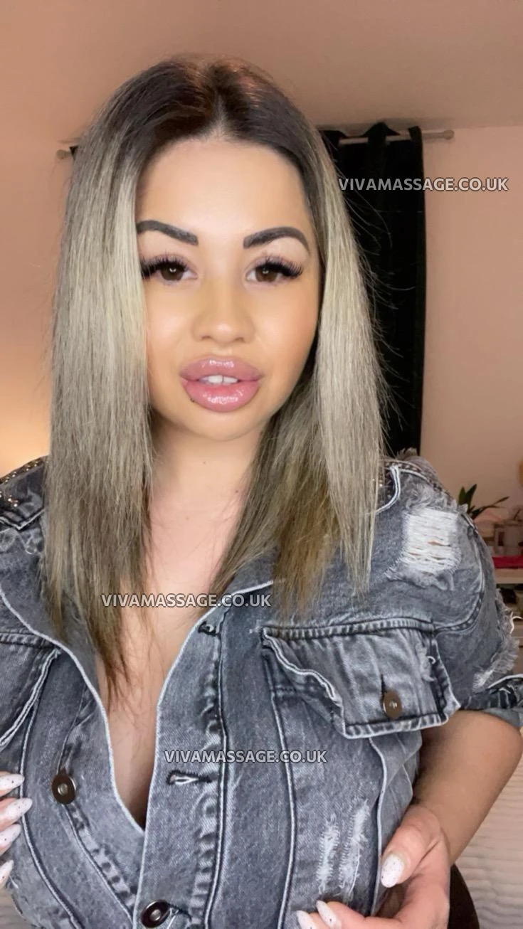 Photo 14 of SweetAlexa2025