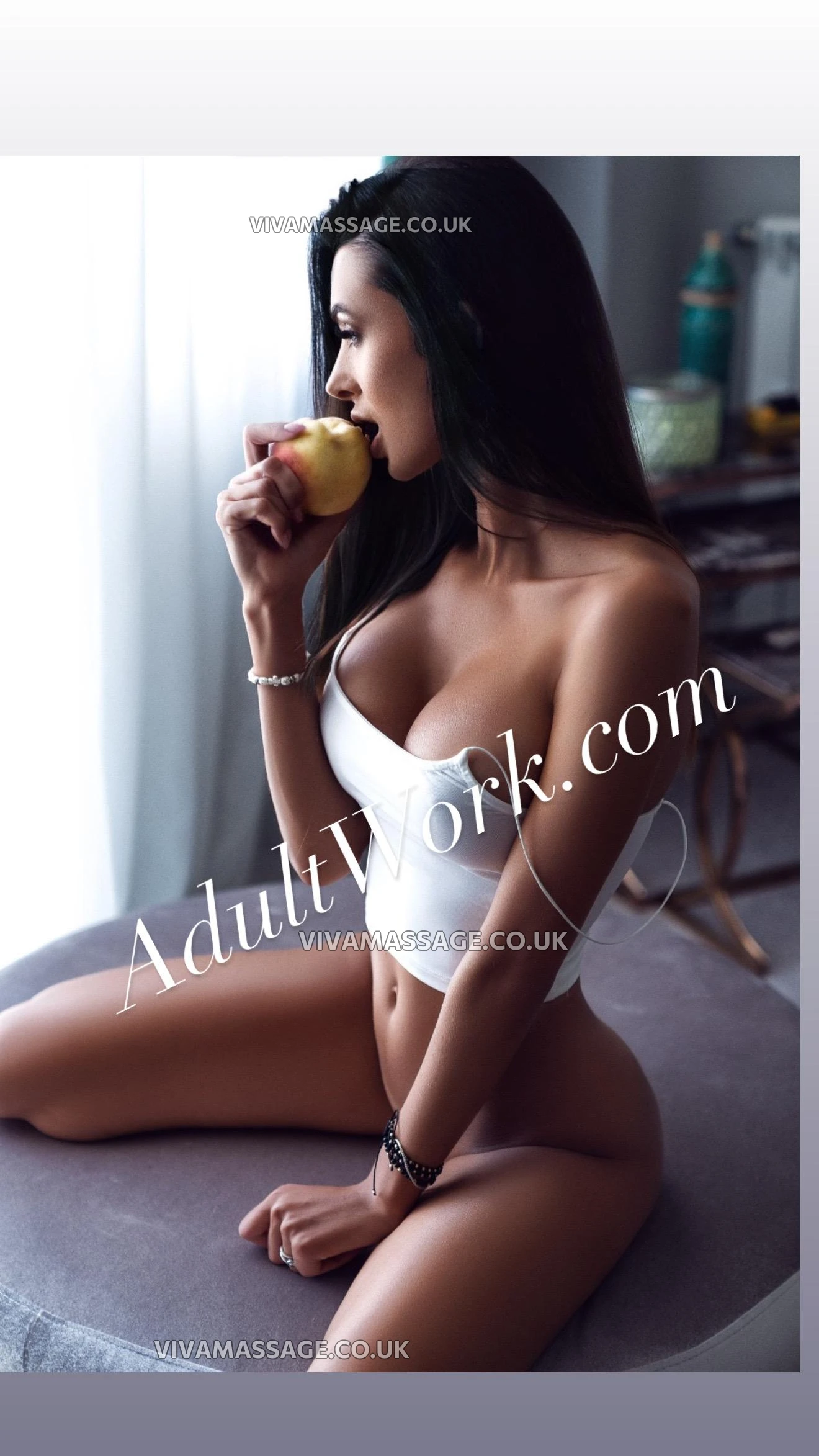 Photo 2 of Emma_Emma