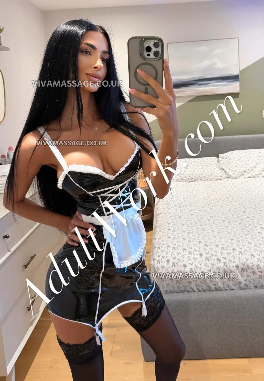 Photo 7 of Emma_Emma