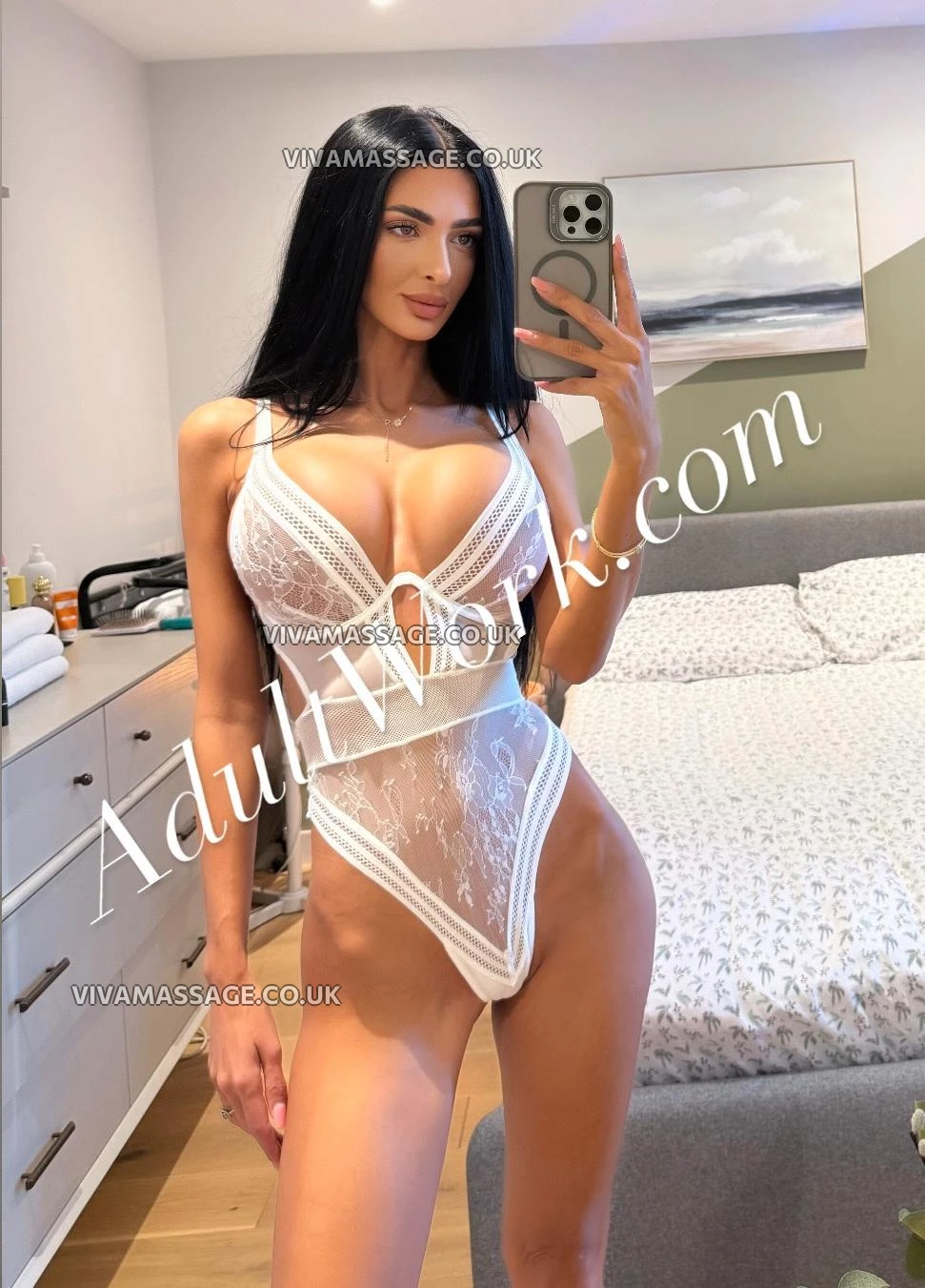 Photo 6 of Emma_Emma