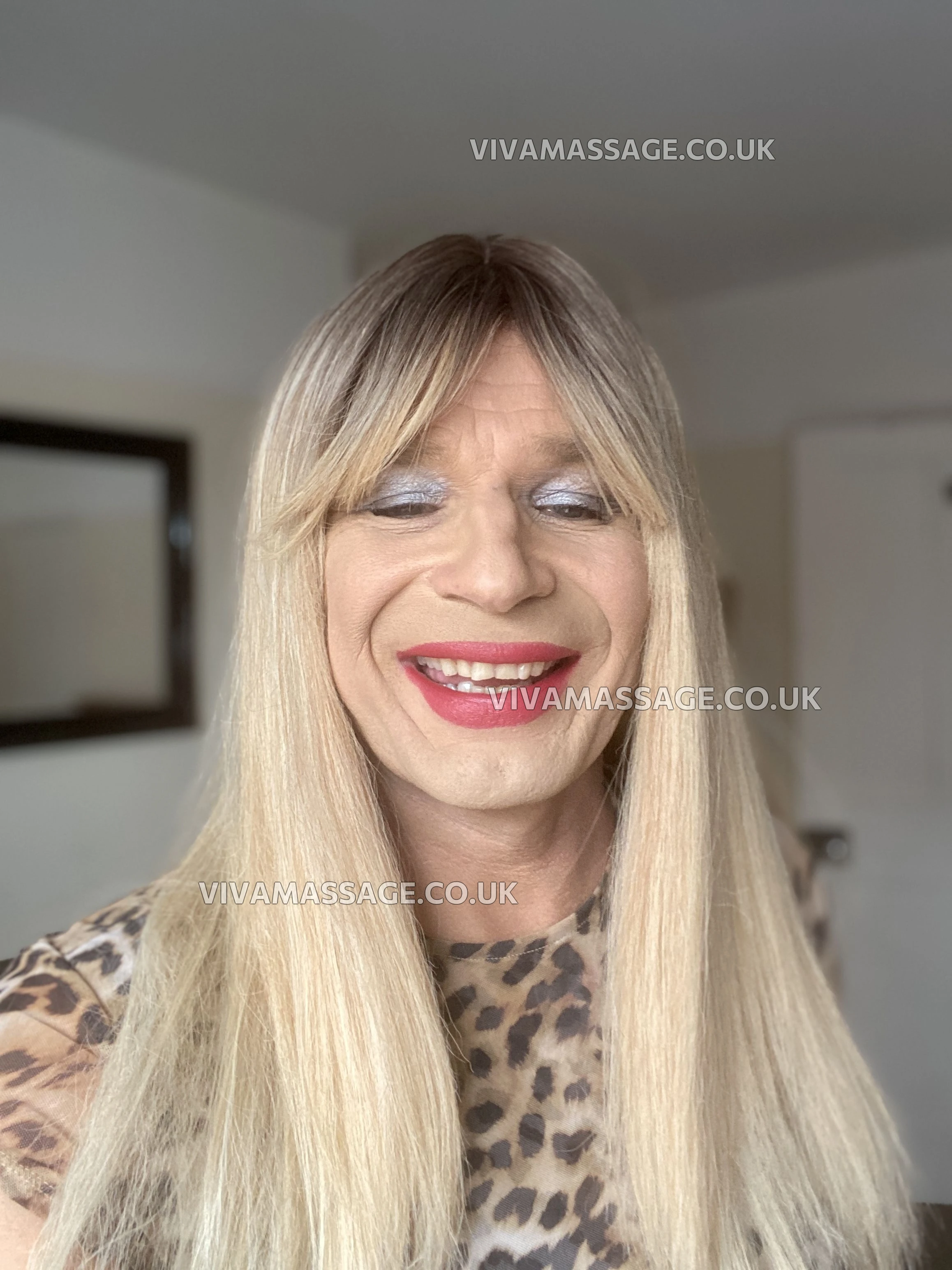 Photo 4 of Georgina Foxx