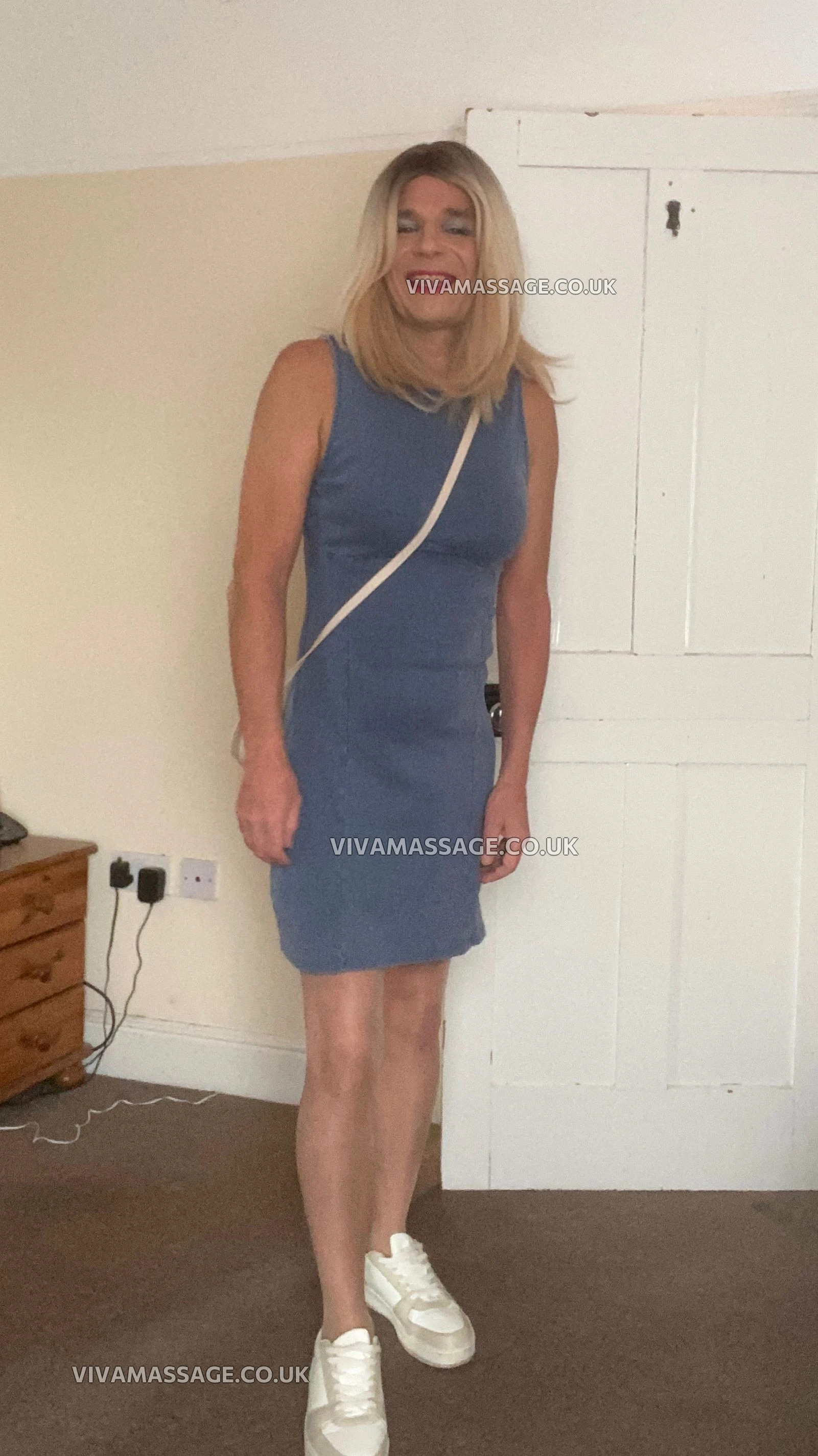 Photo 3 of Georgina Foxx