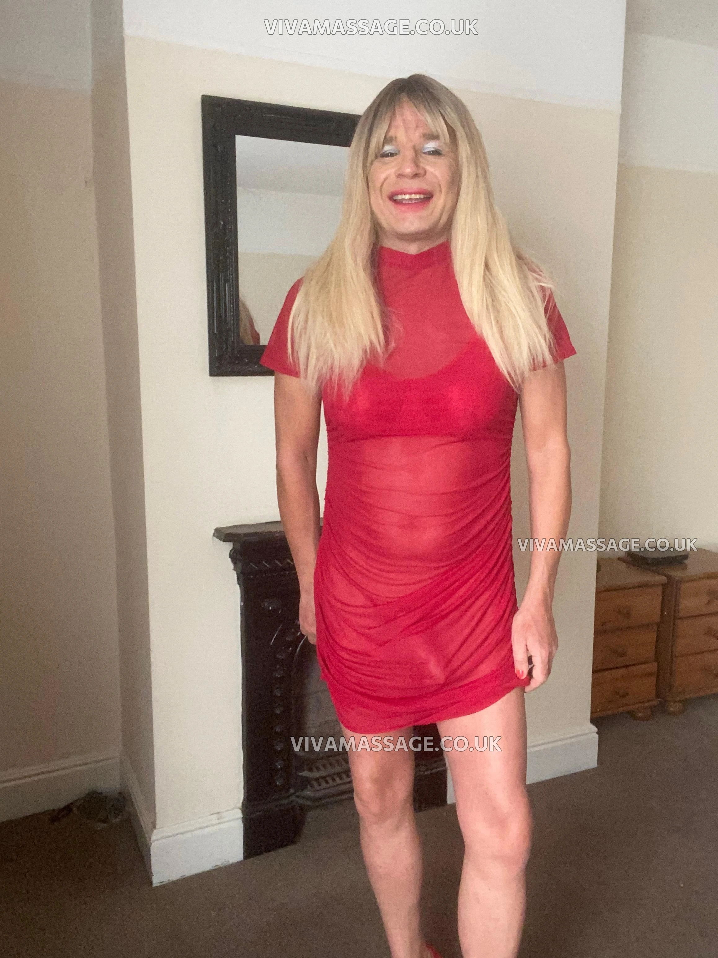 Photo 19 of Georgina Foxx