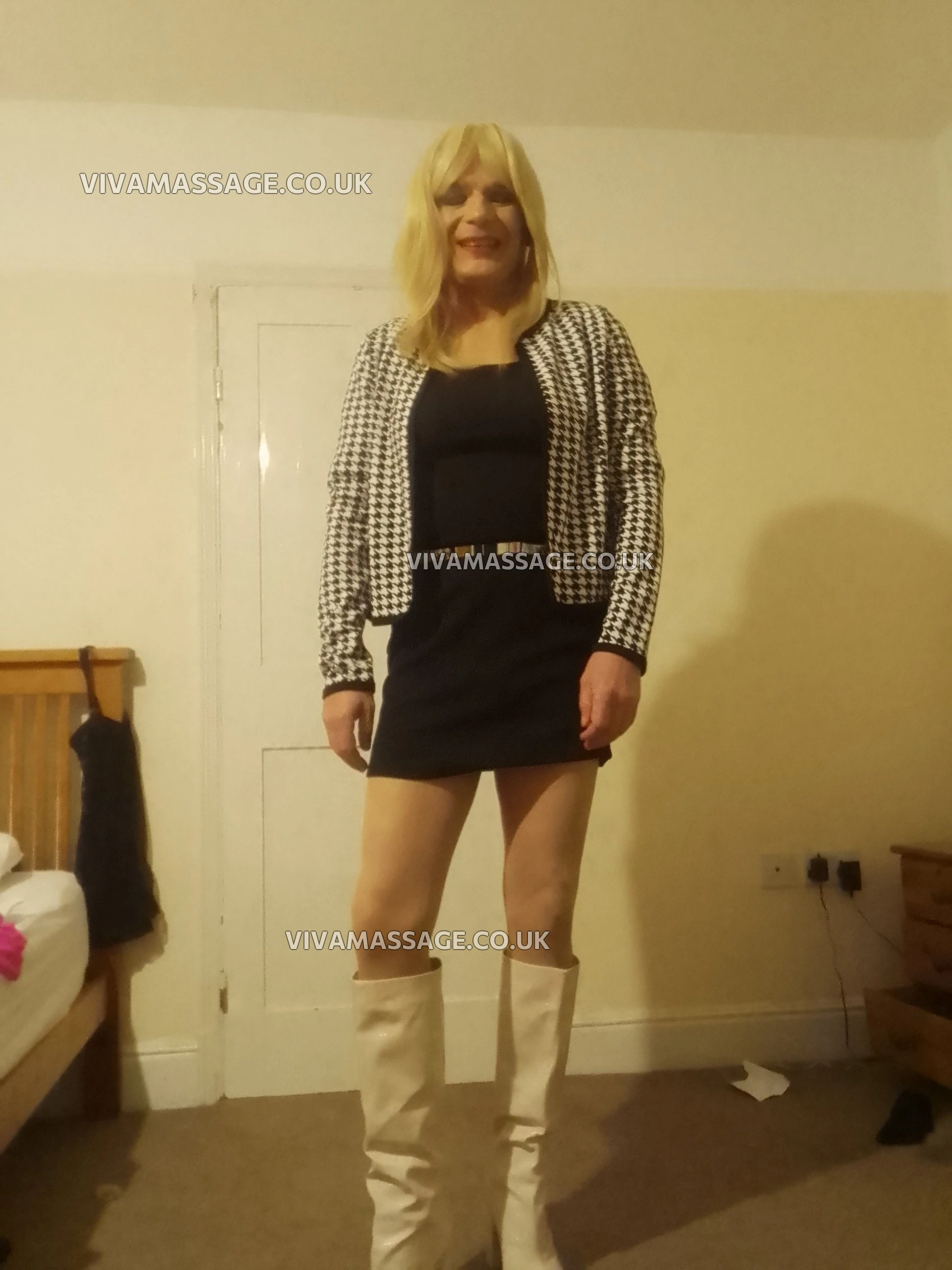 Photo 76 of Georgina Foxx