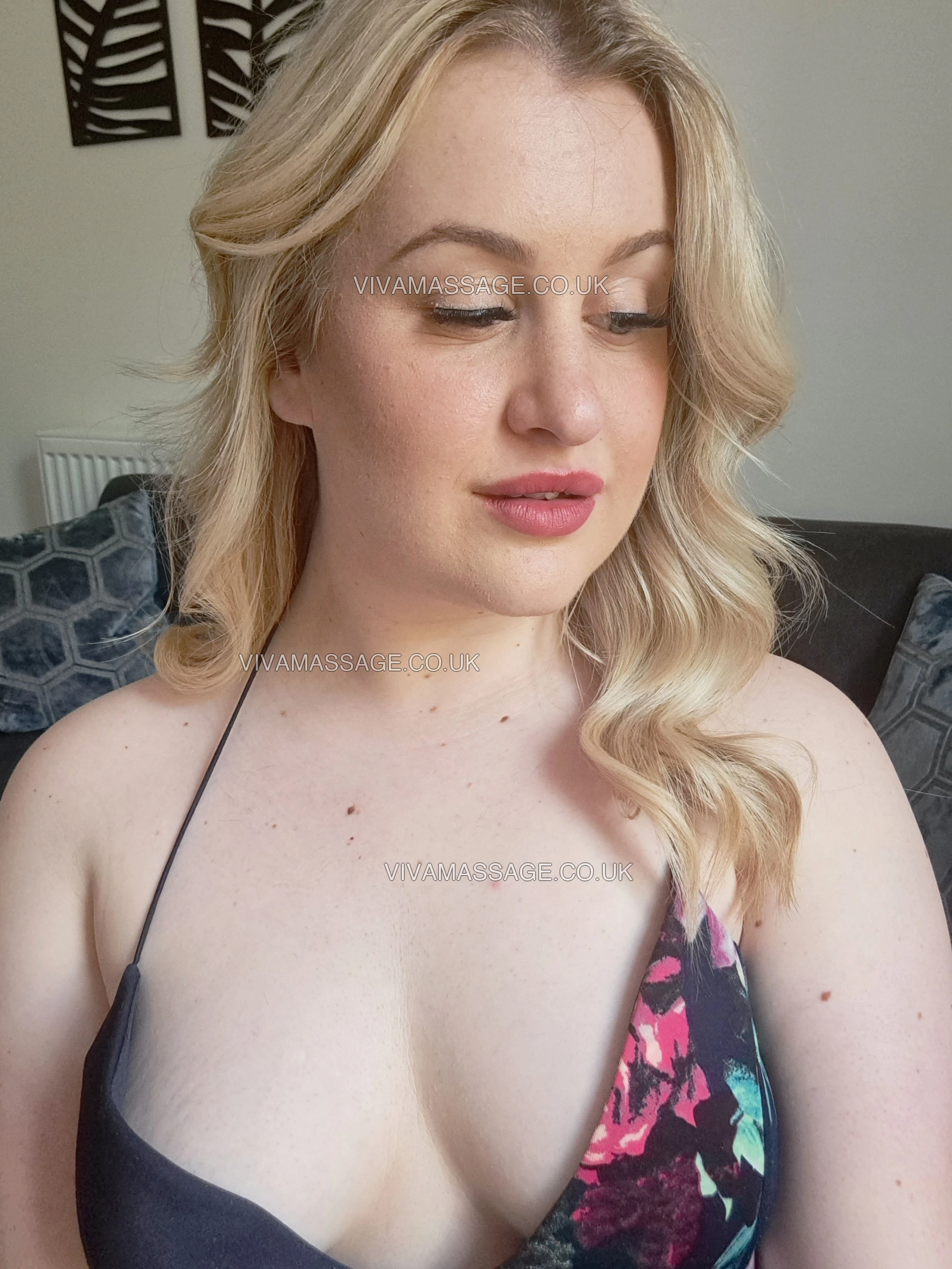 Photo 22 of English Cindy