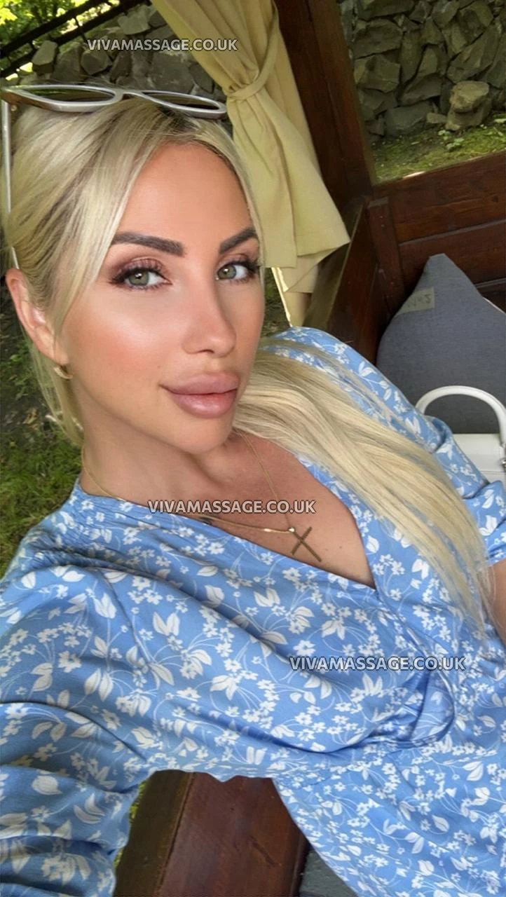 Photo 27 of Melissa…