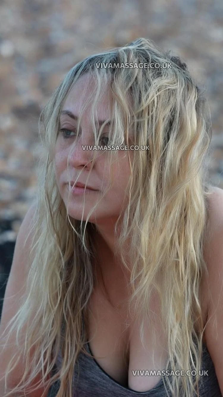 Photo 8 of marianne-in-her-van