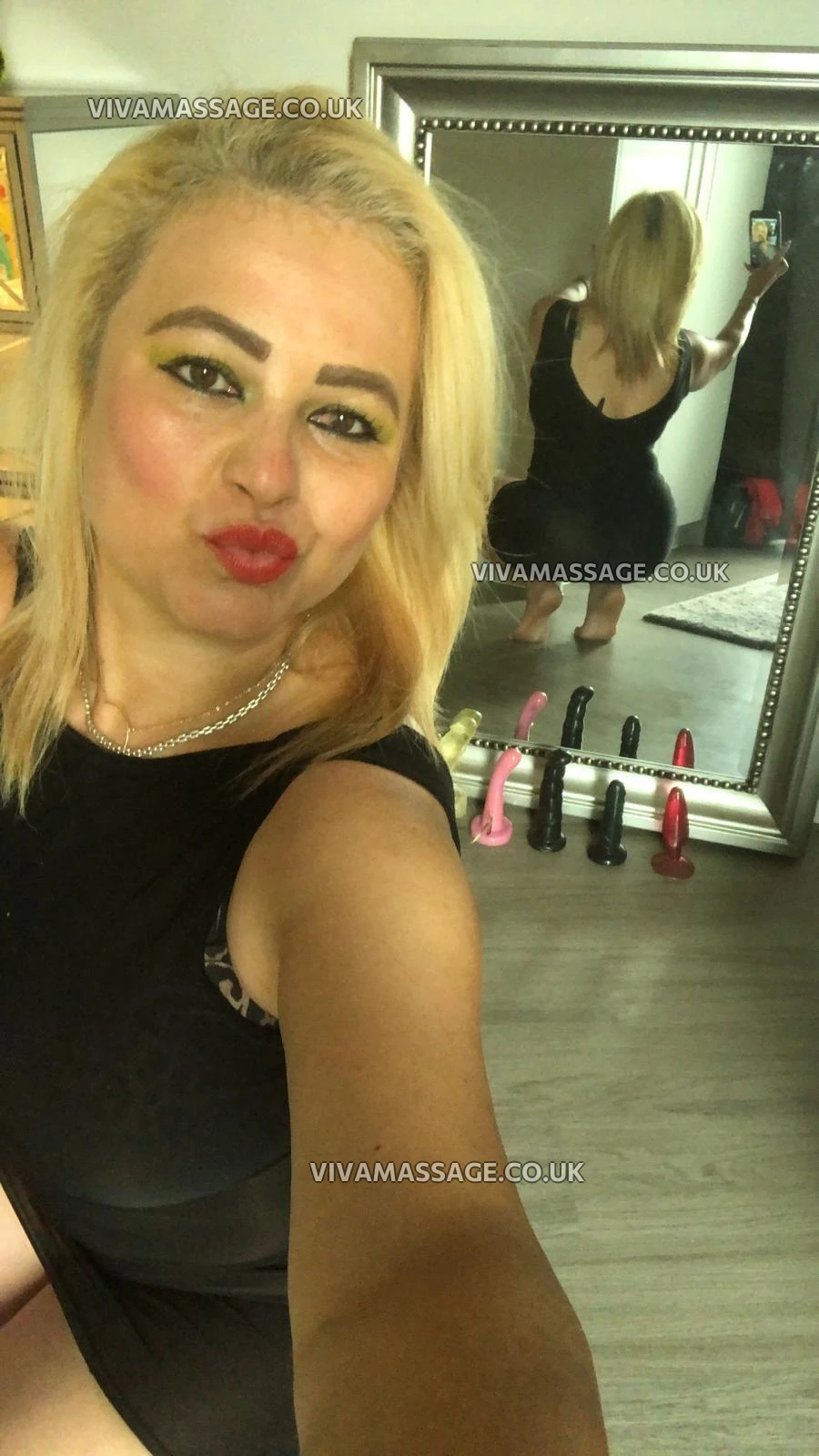 Photo 11 of CAROLE BLONDE