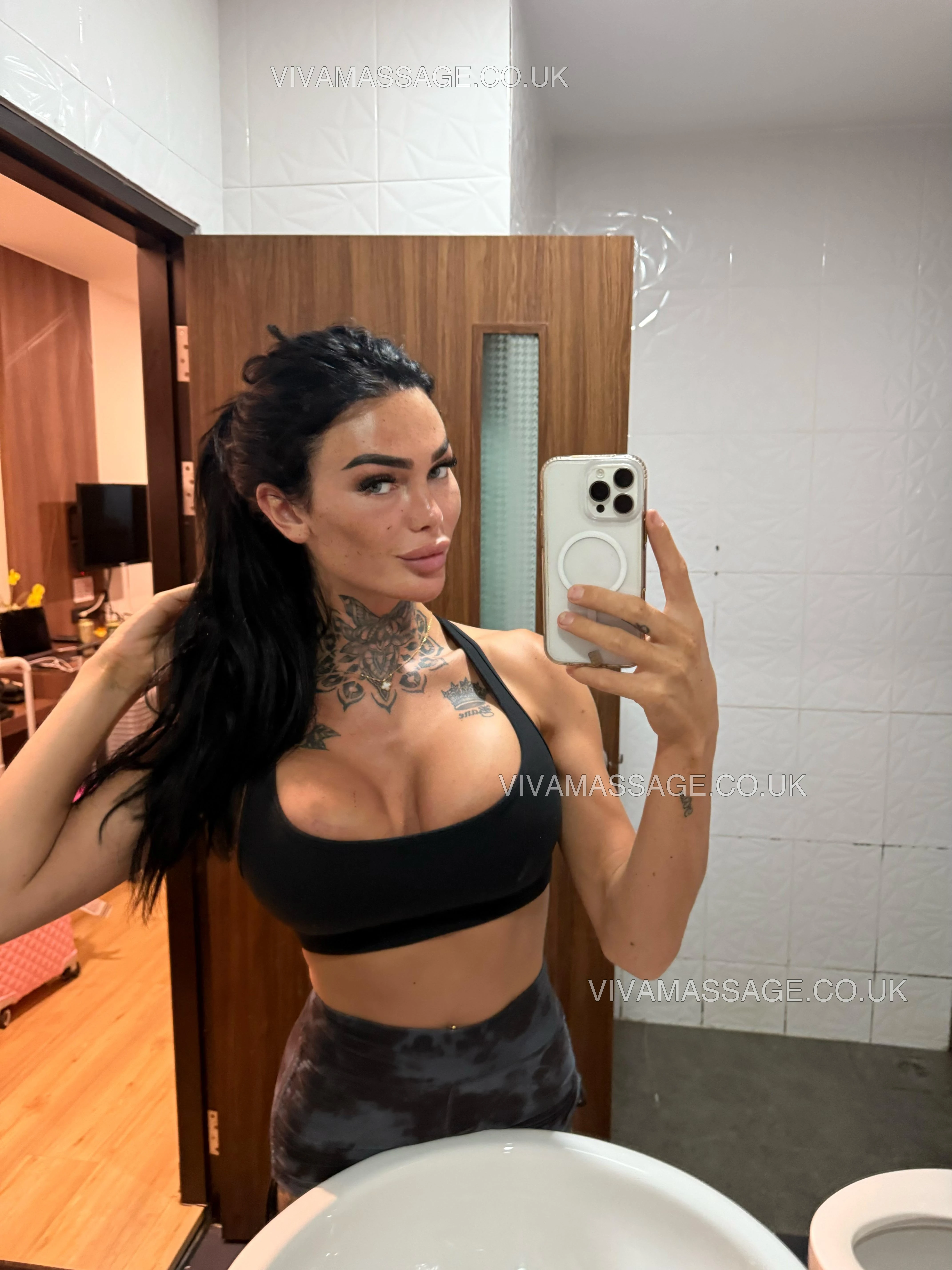 Photo 28 of Oliviamoore1