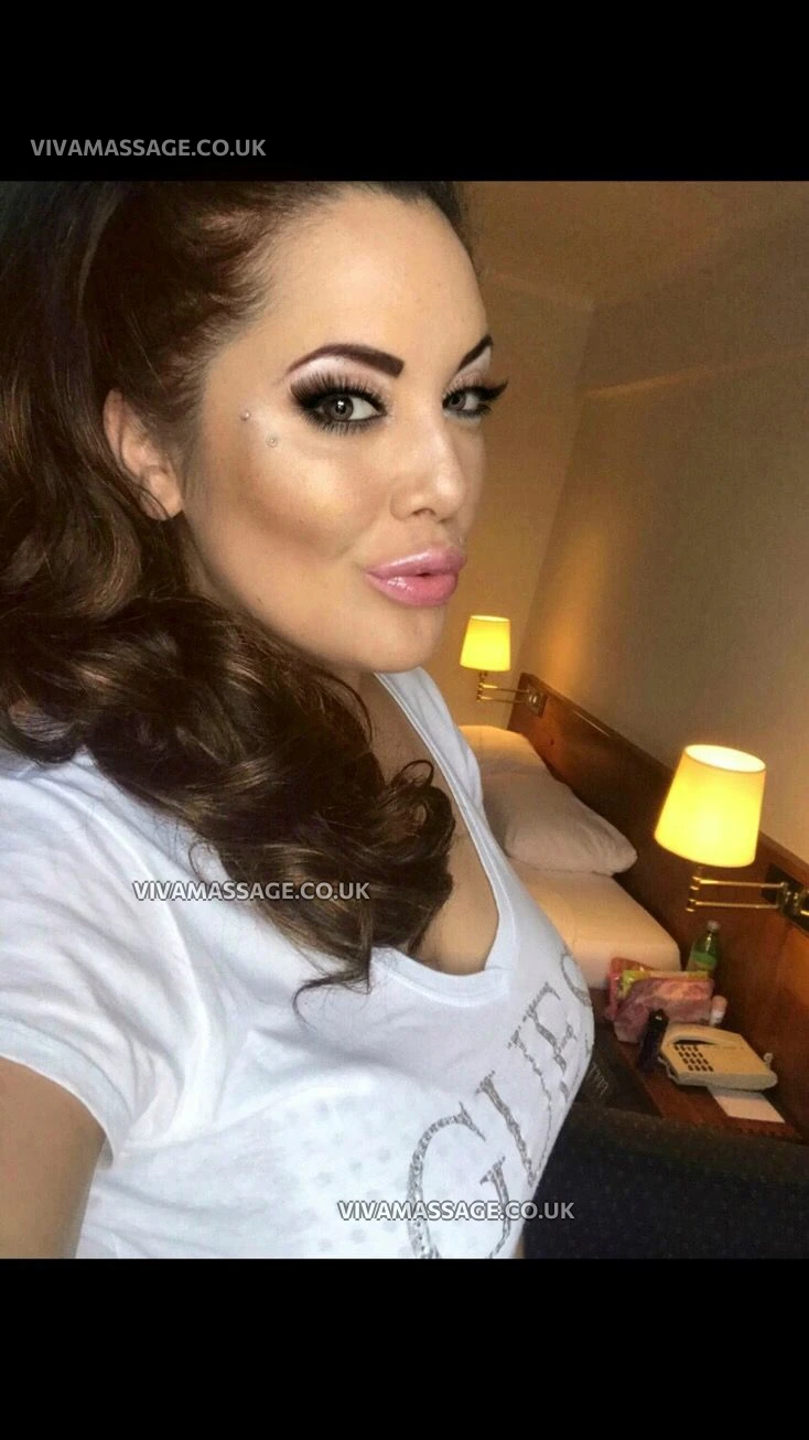 Photo 26 of EllexPharrell