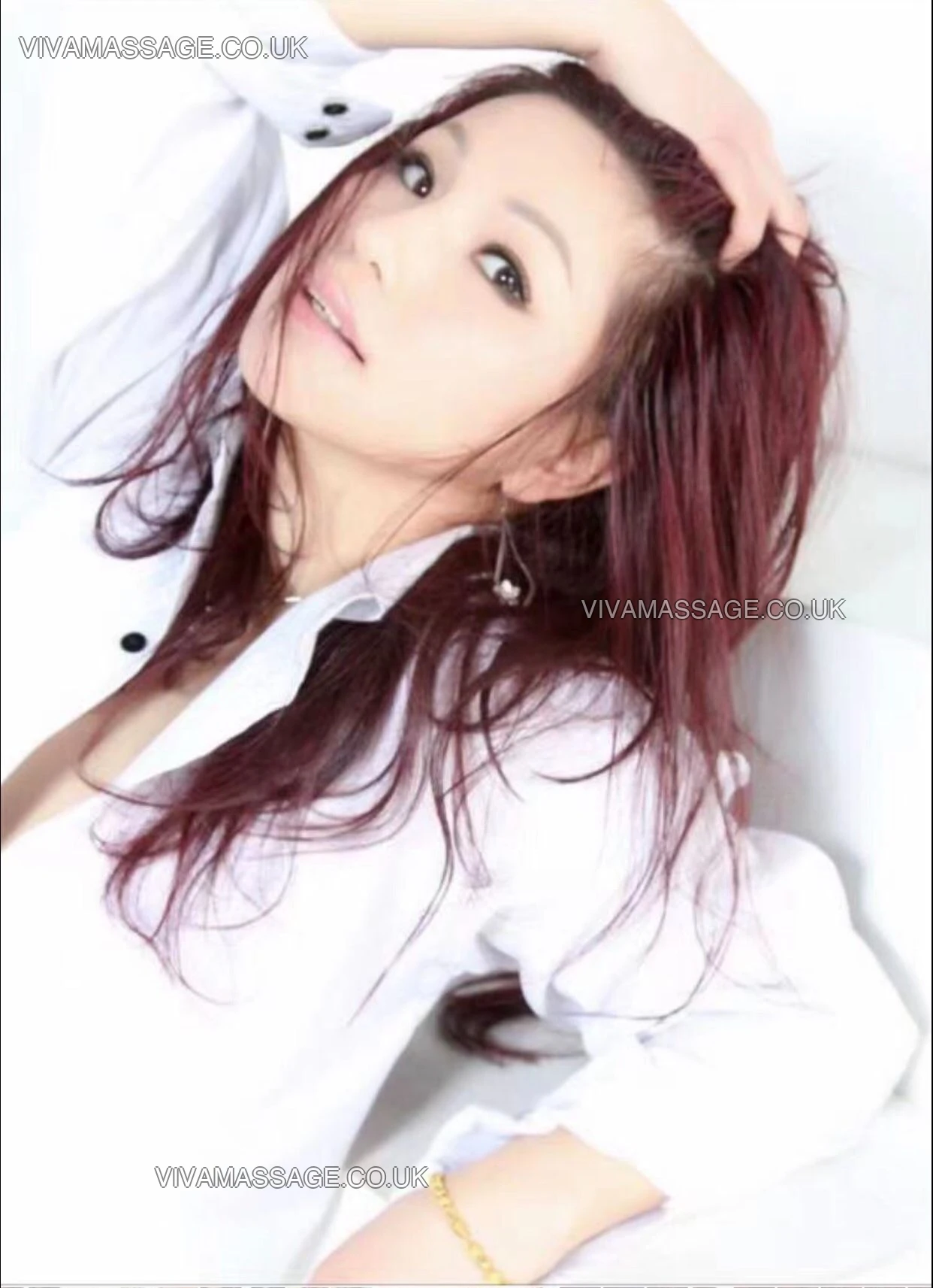 Photo 3 of Busty Julie