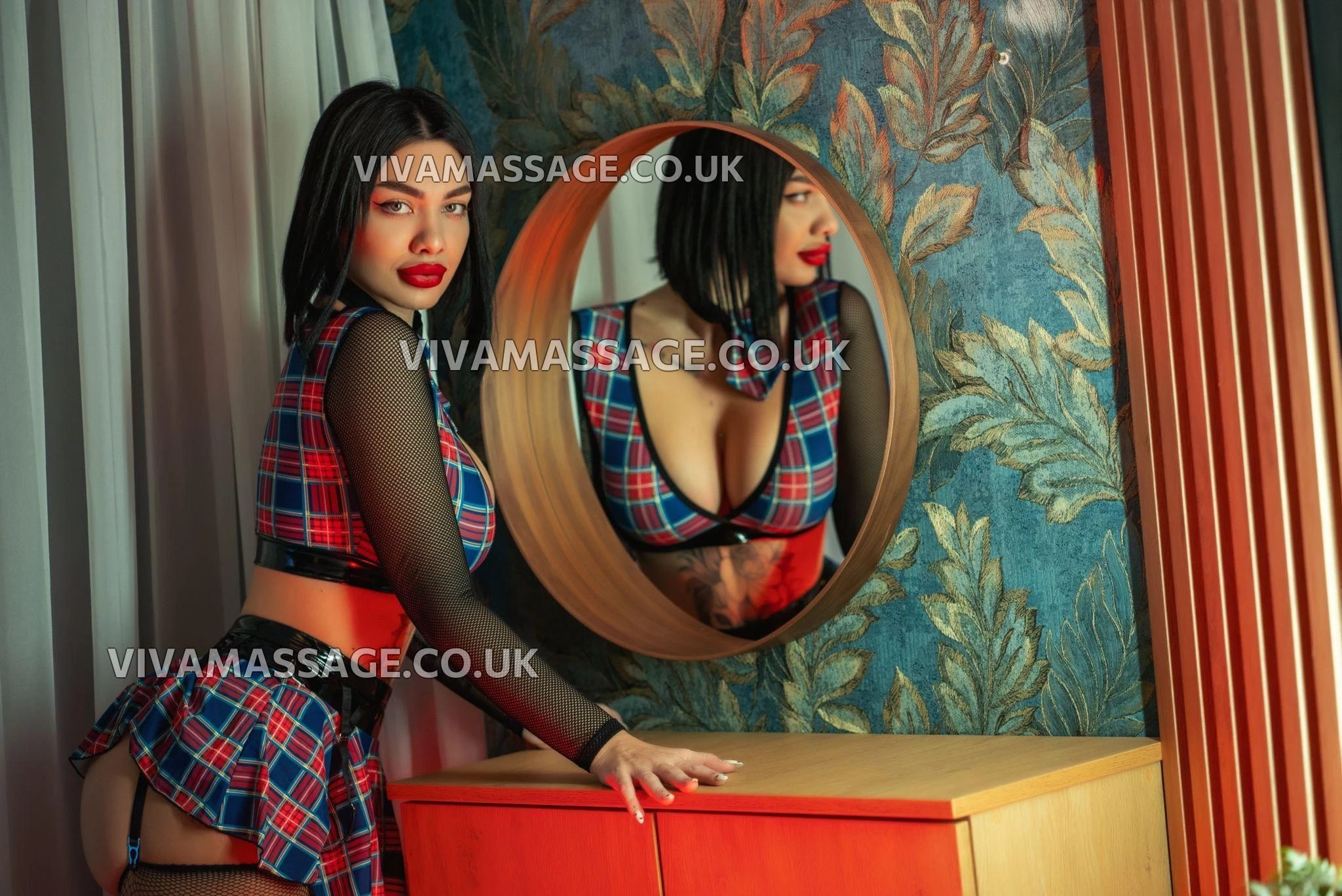 Photo 29 of LucyBlonde23