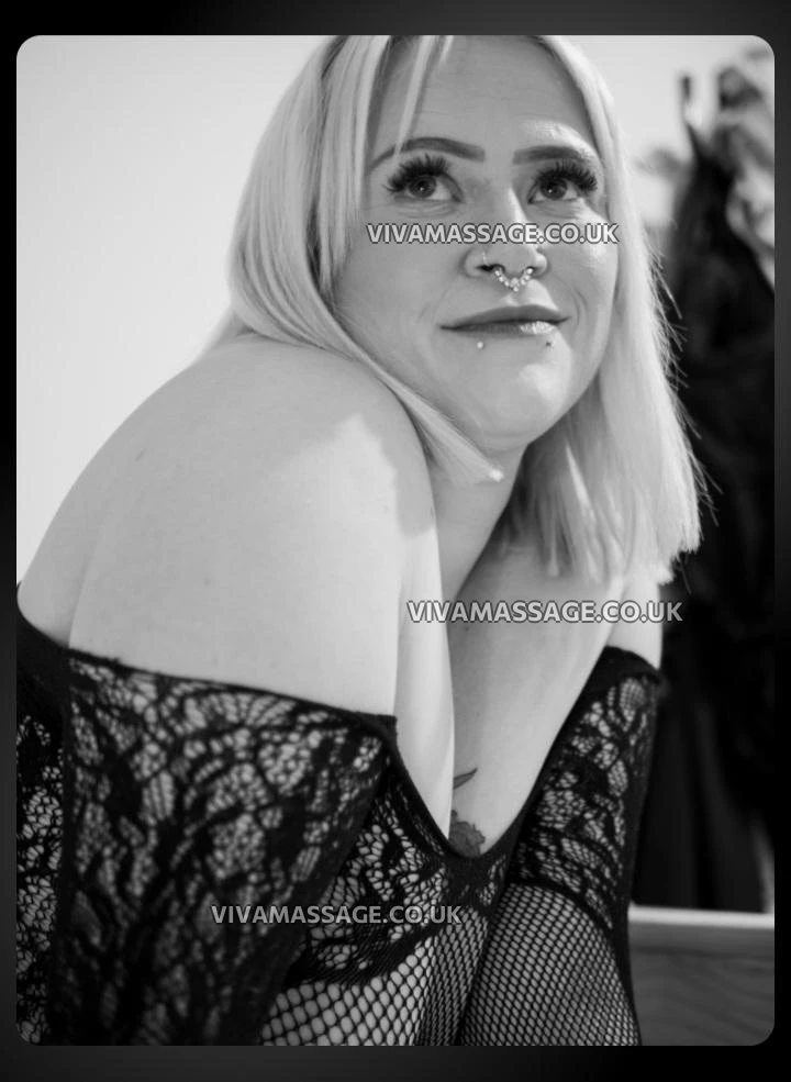 Photo 1 of OliviaGreen24