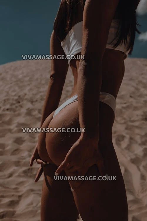 Photo 4 of Rebekaaaa